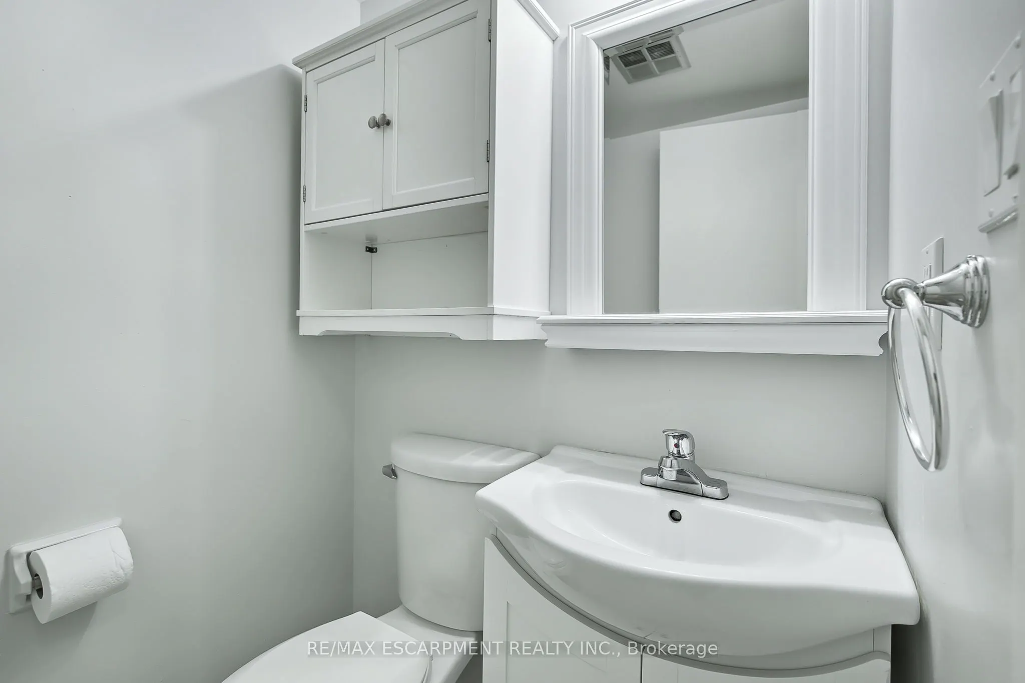 23 Main Street, #501