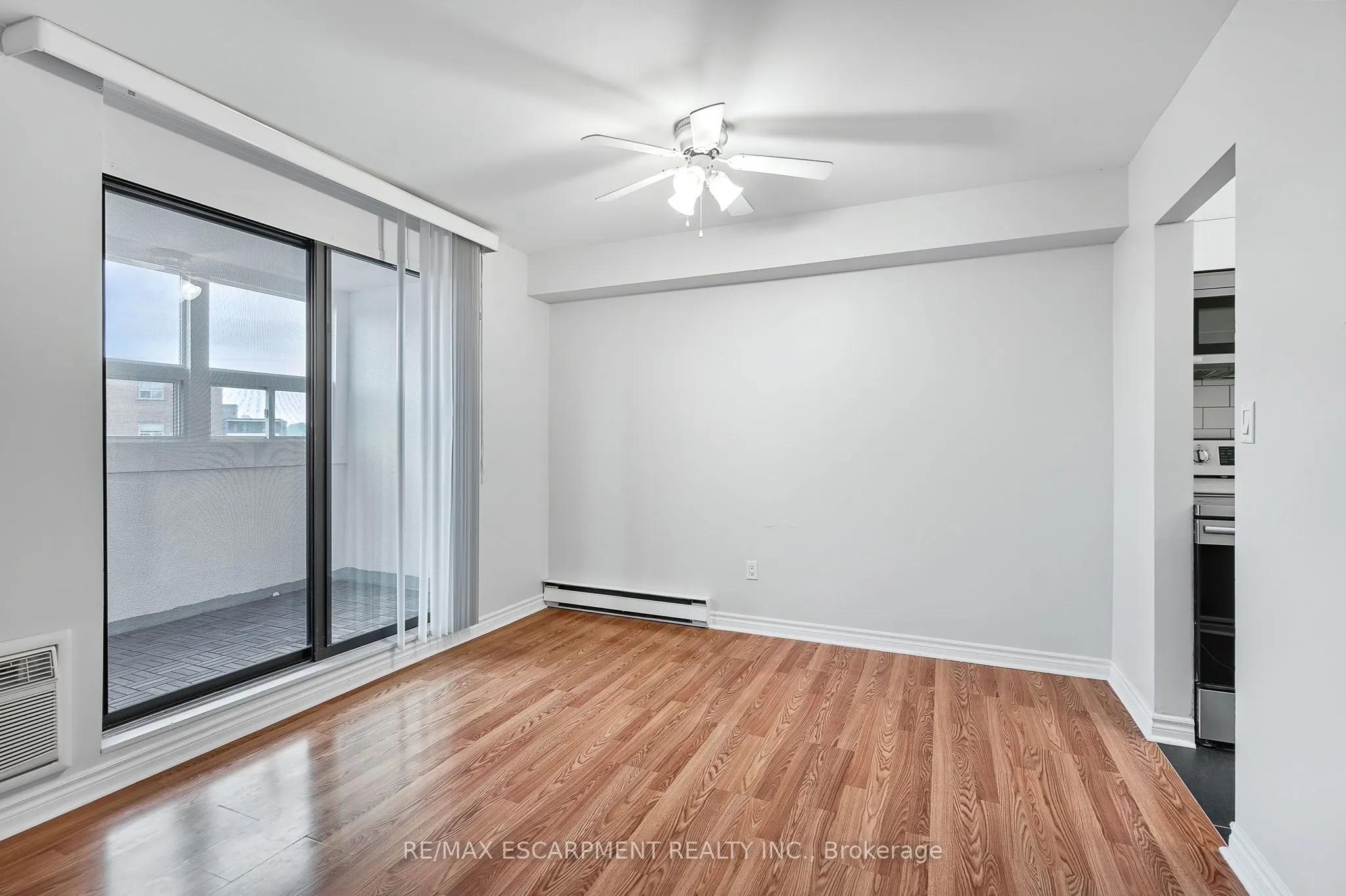 23 Main Street, #501