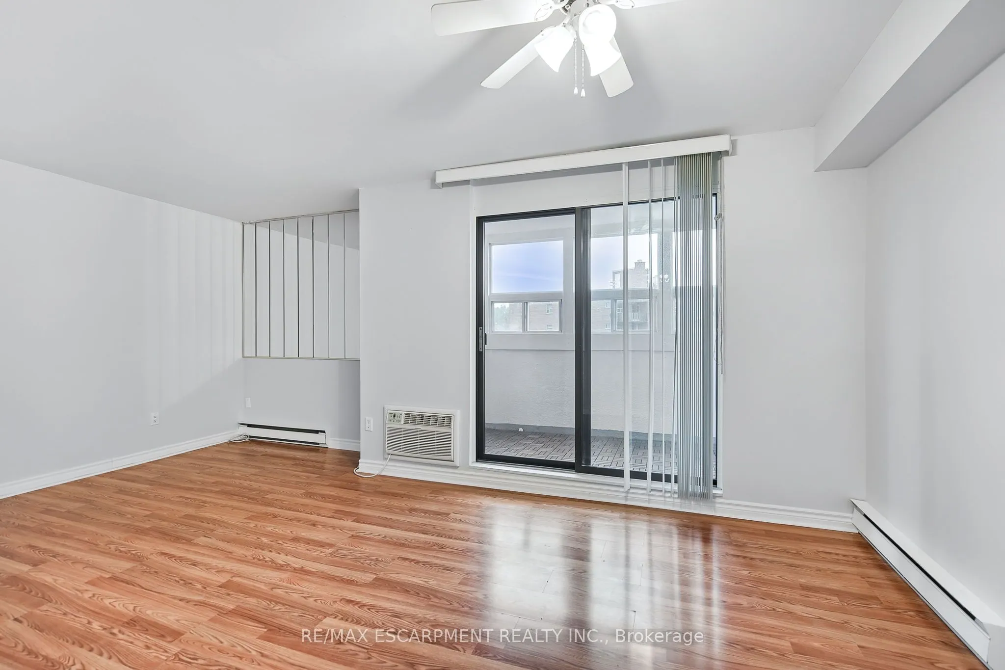 23 Main Street, #501