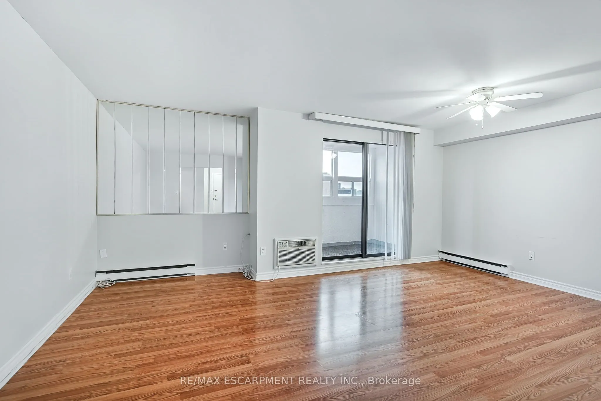 23 Main Street, #501