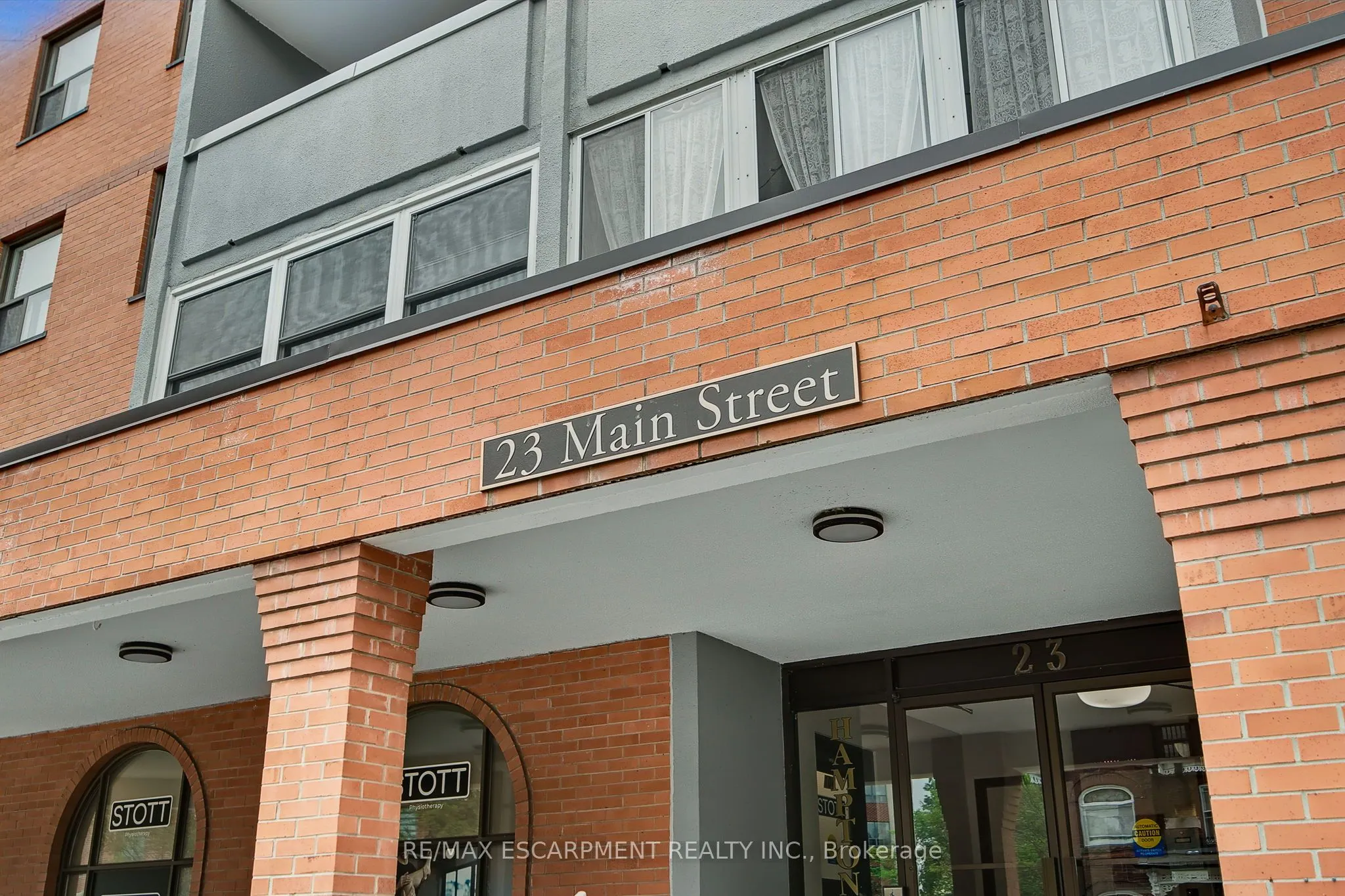 23 Main Street, #501