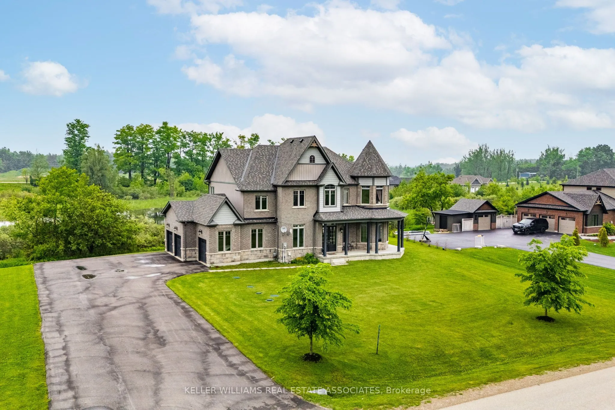 7 Country Meadows Drive
