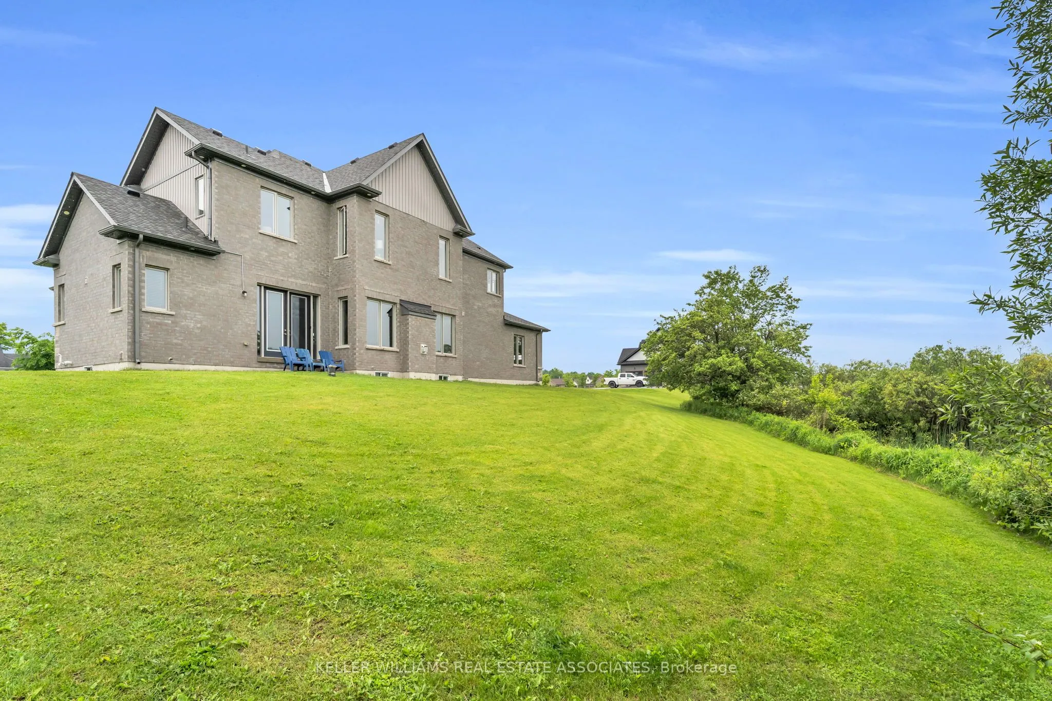 7 Country Meadows Drive