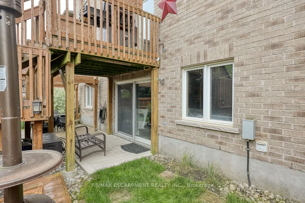 37 Lambert Crescent