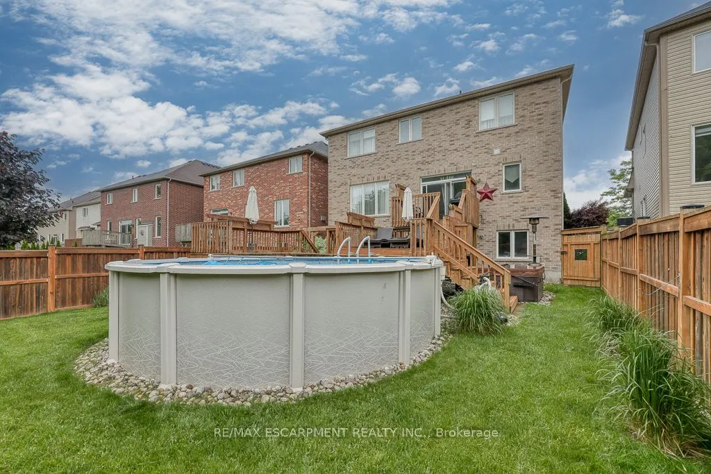 37 Lambert Crescent