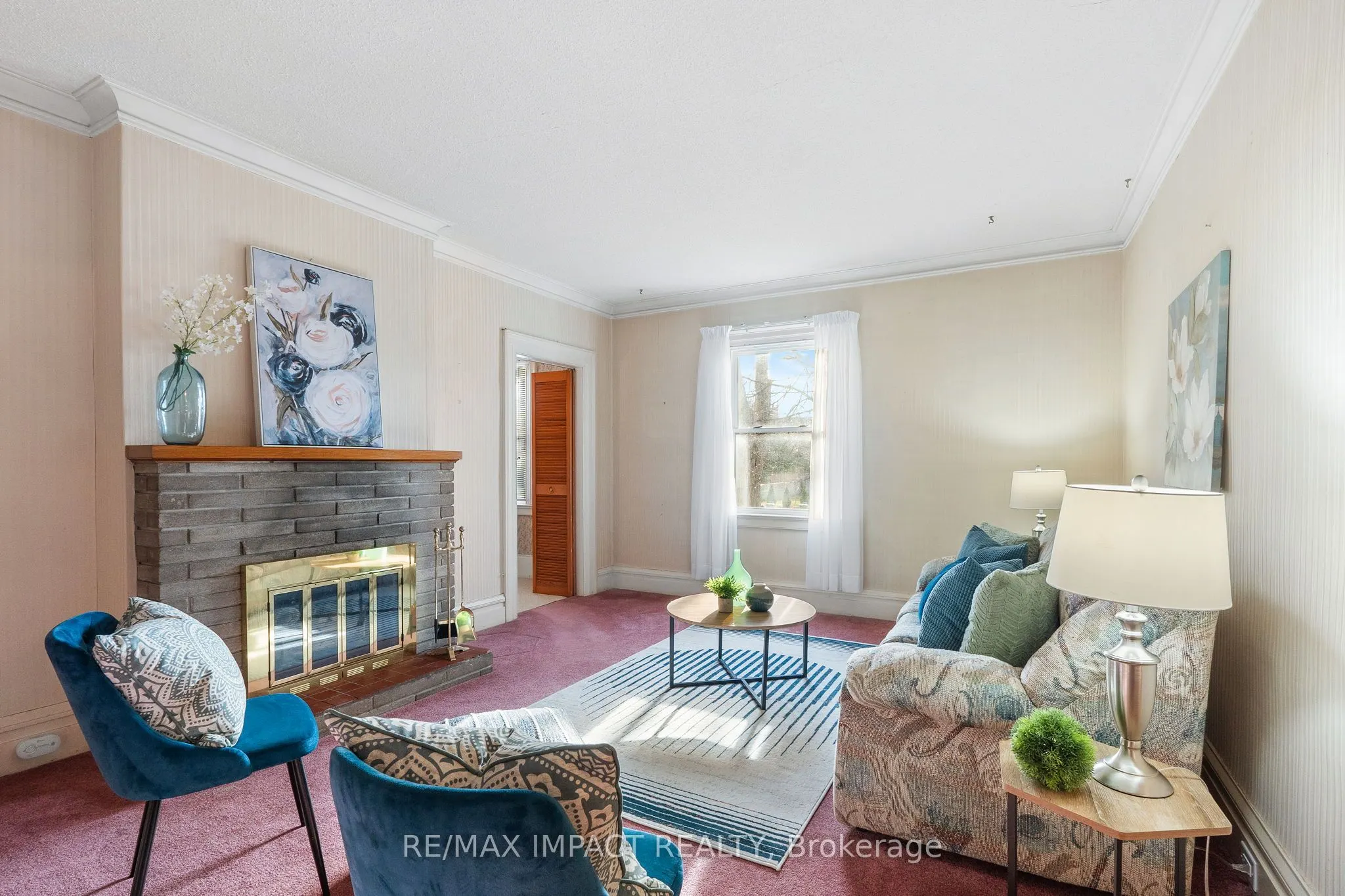 18 Spencer Street W