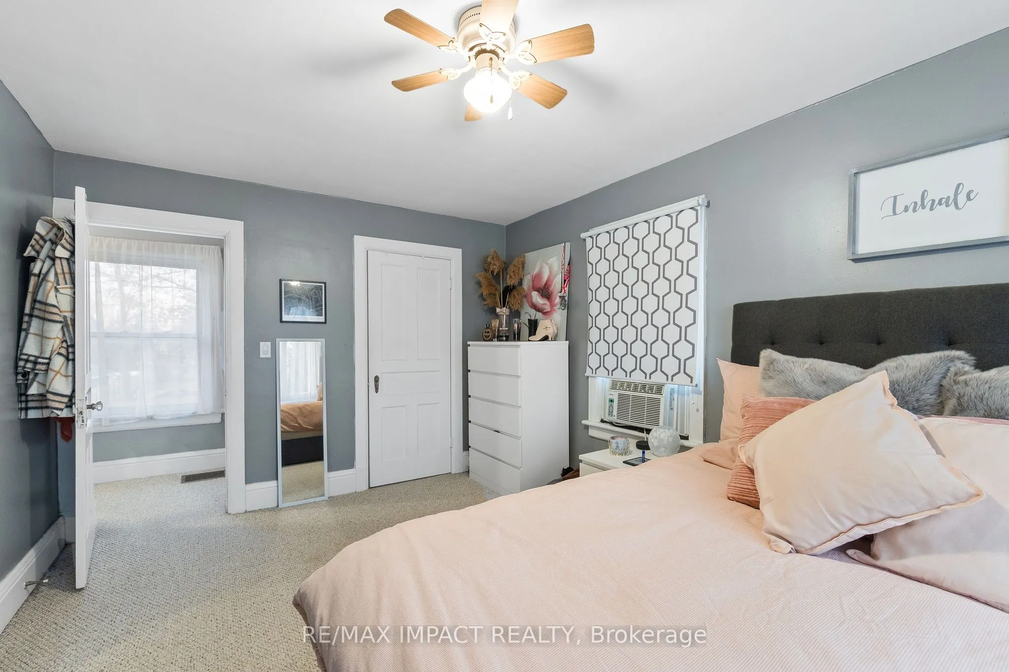 18 Spencer Street W