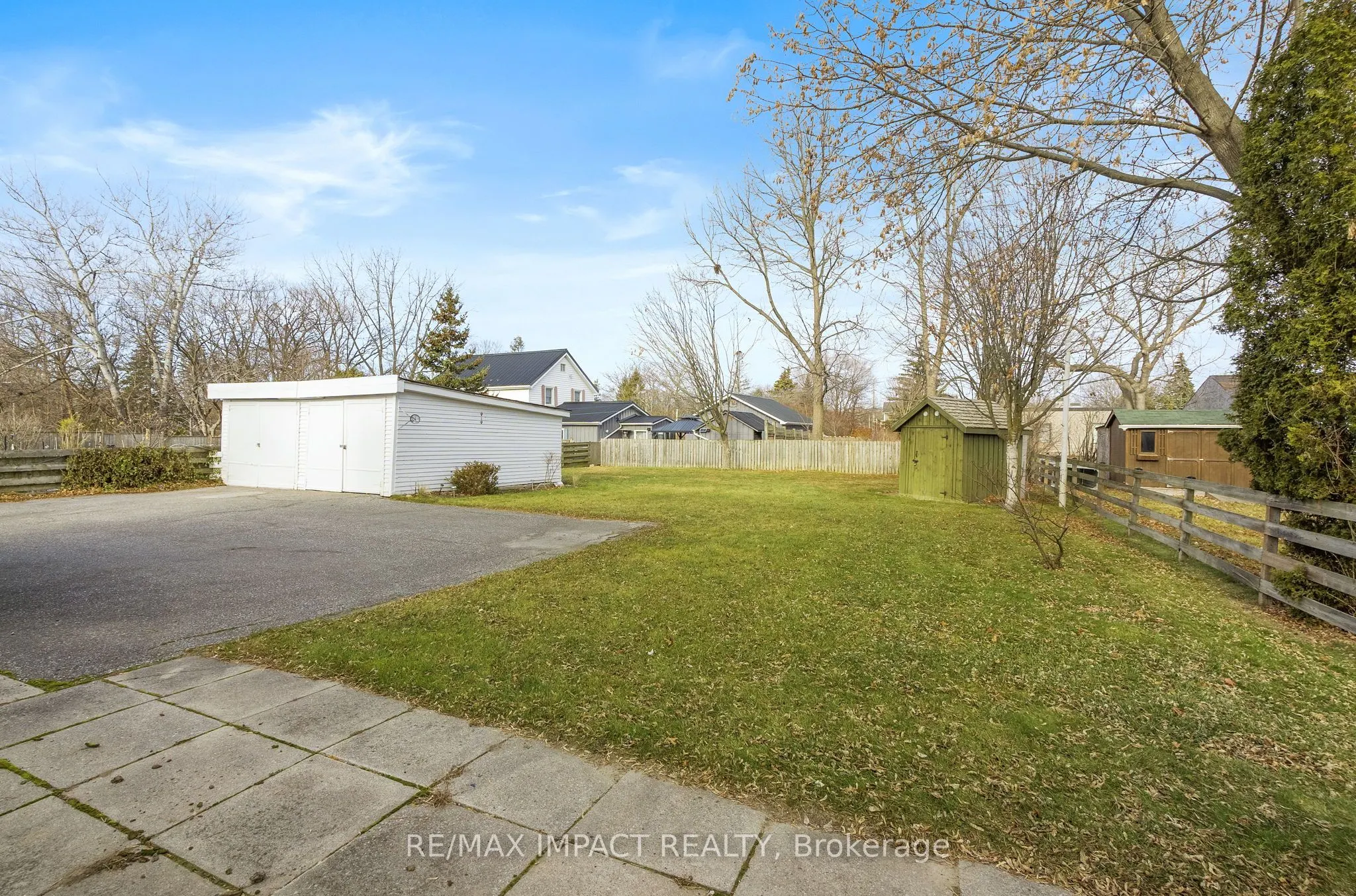 18 Spencer Street W