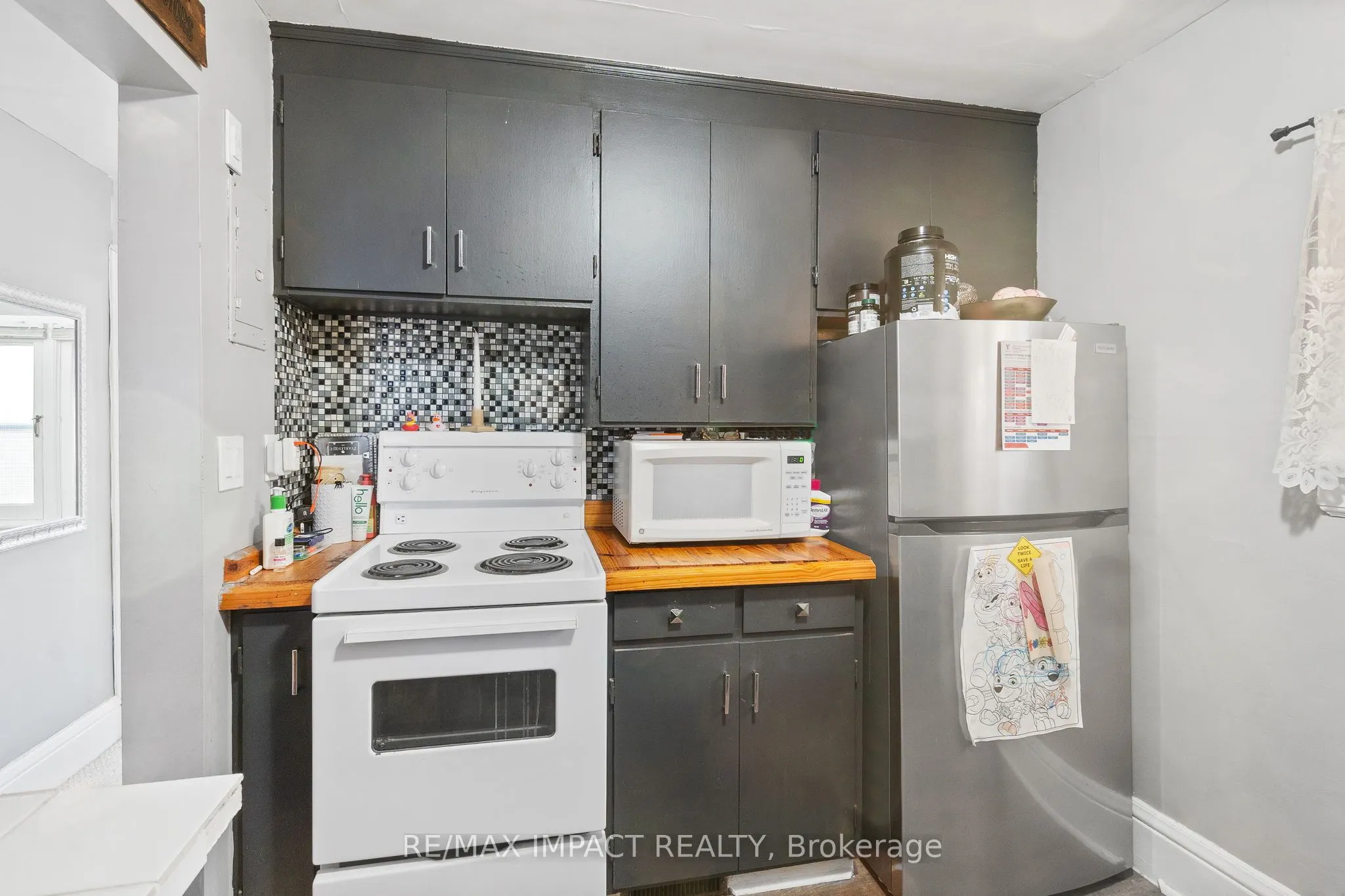18 Spencer Street W