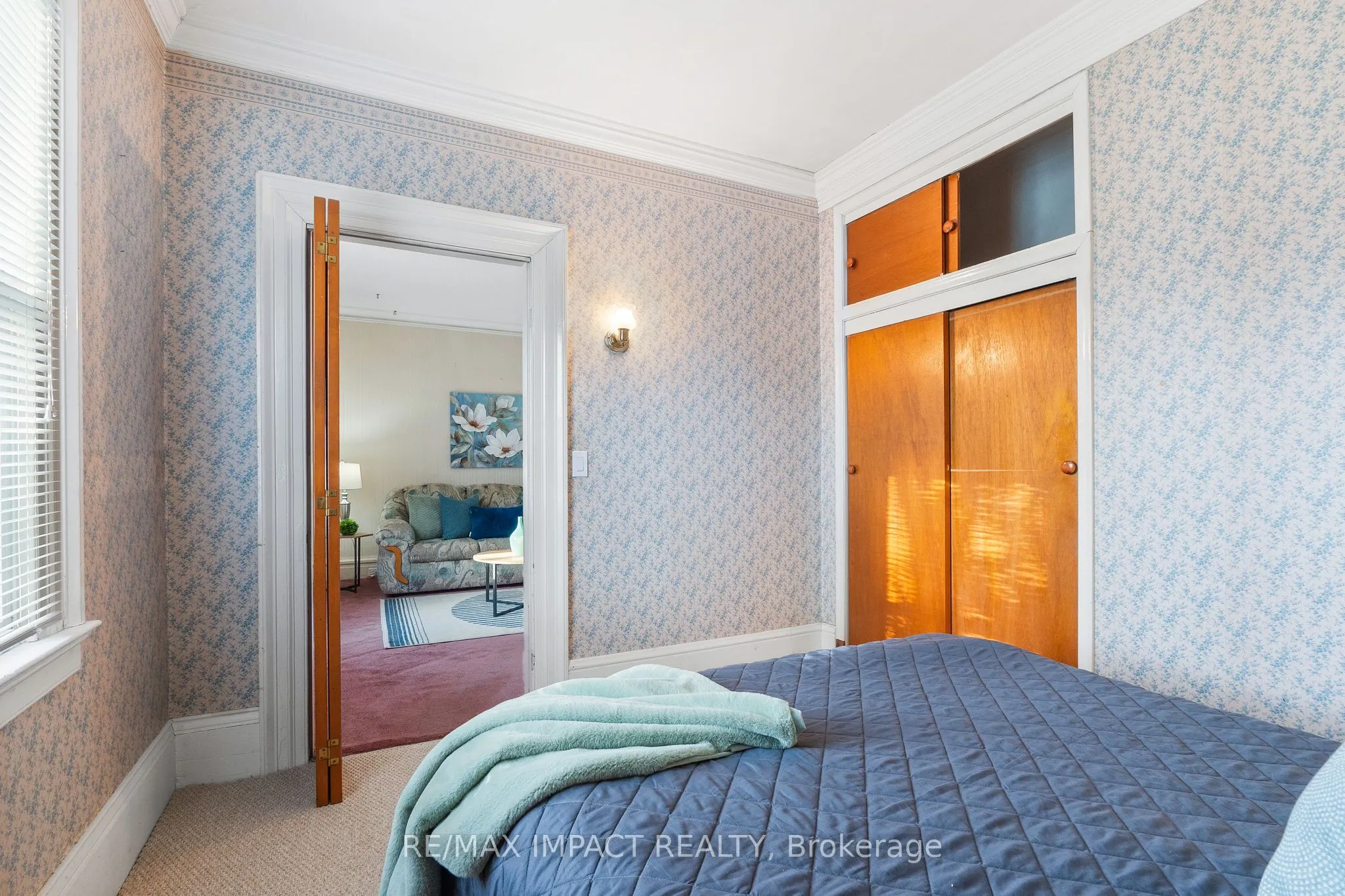 18 Spencer Street W
