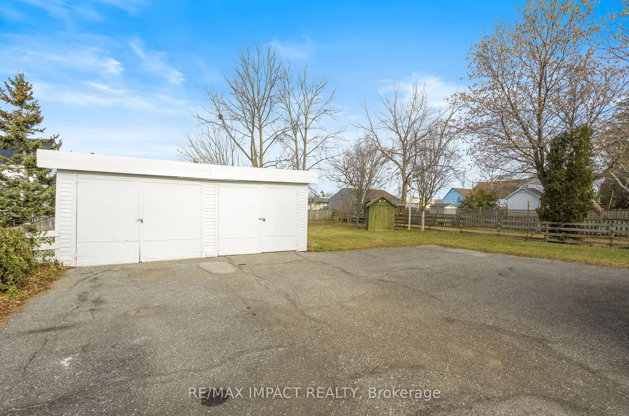 18 Spencer Street W