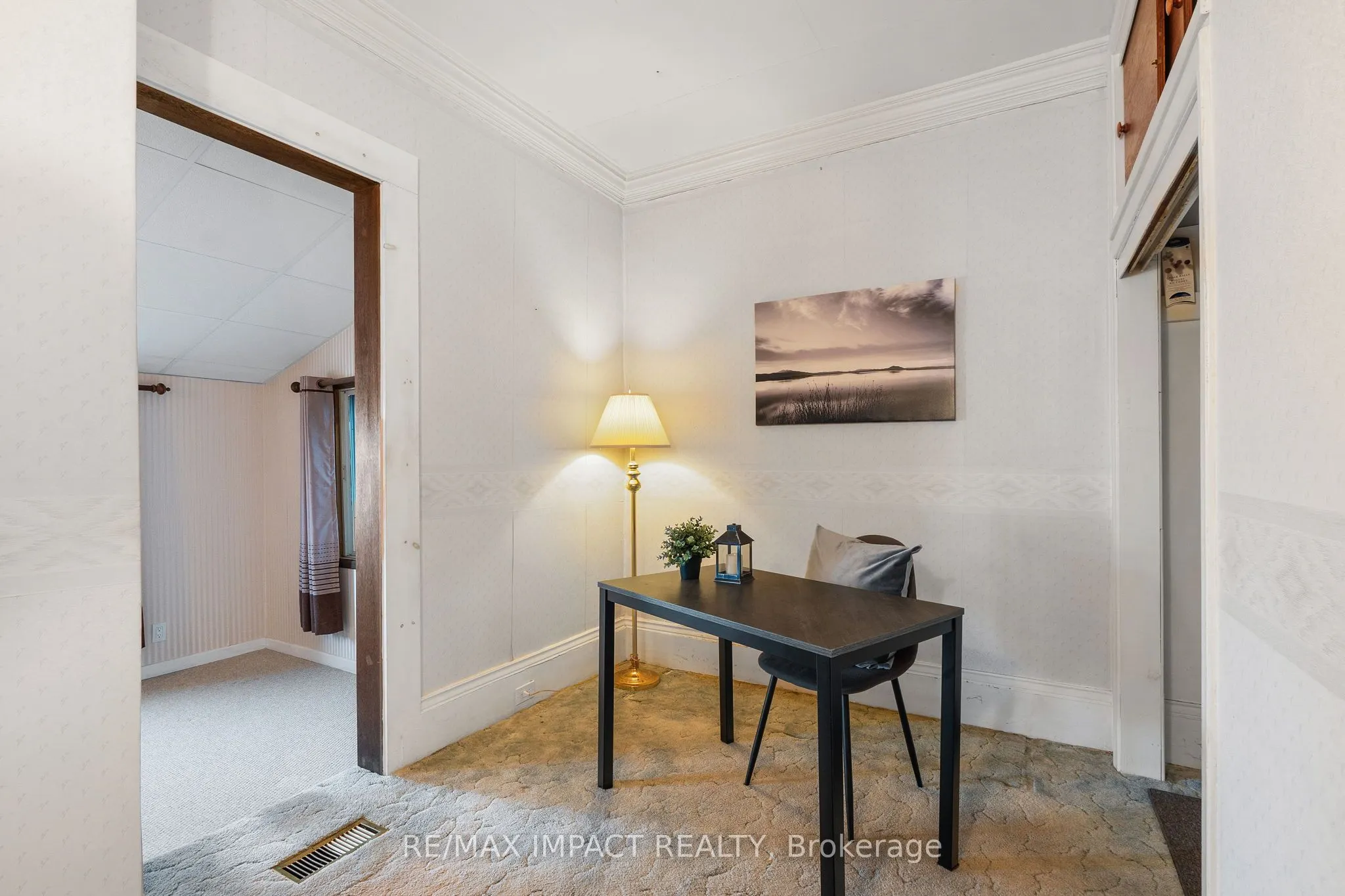 18 Spencer Street W