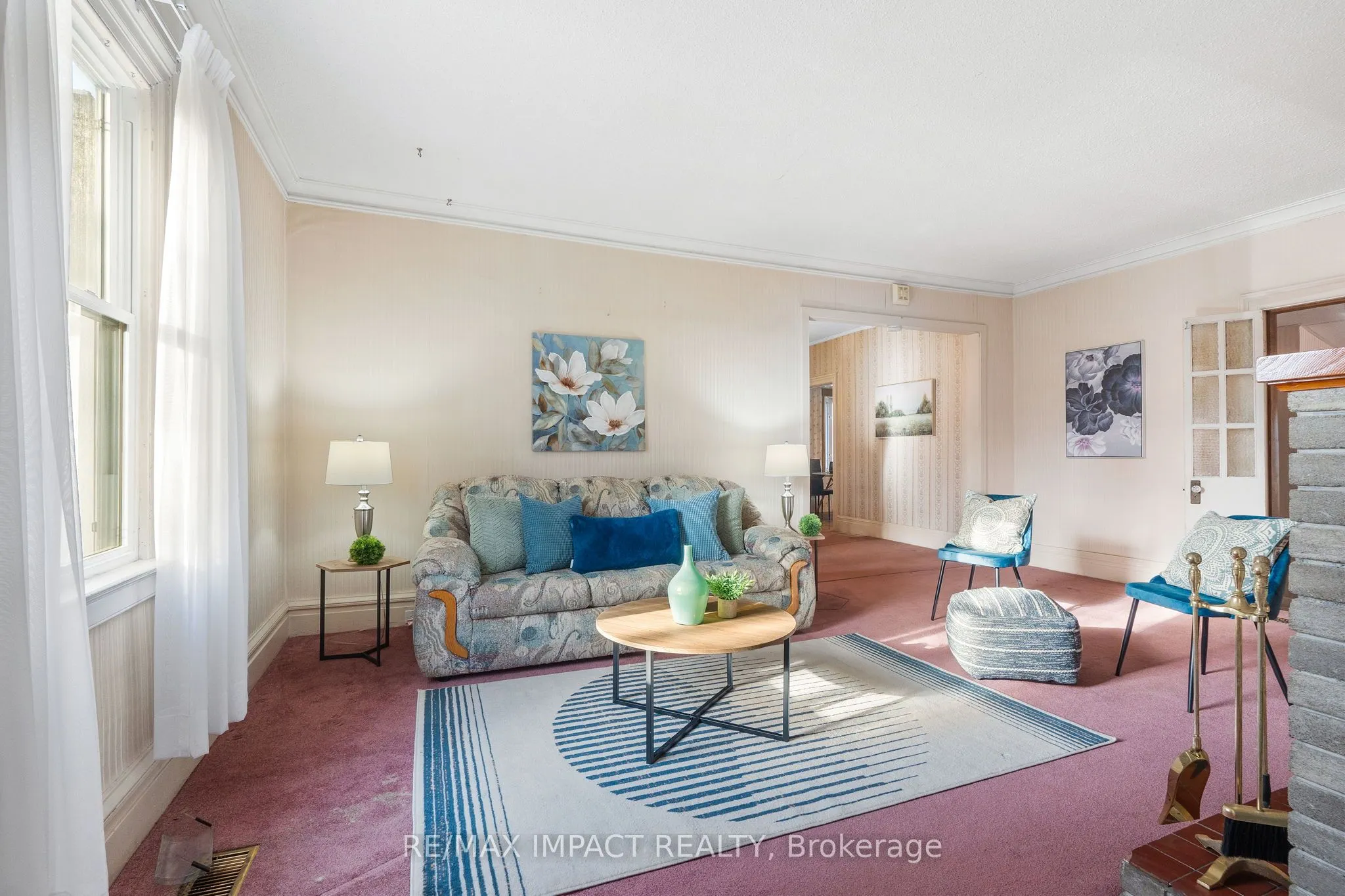 18 Spencer Street W