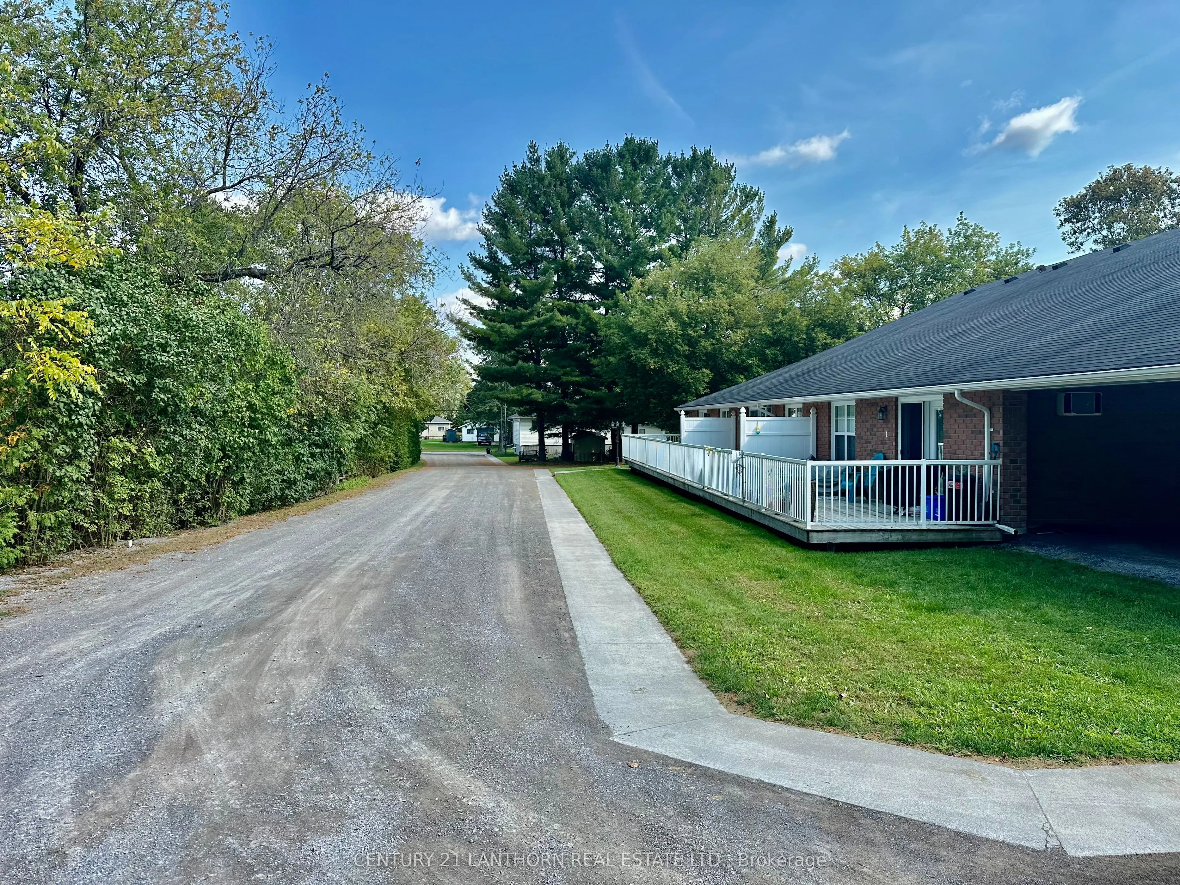 494 Metcalf Street, #3
