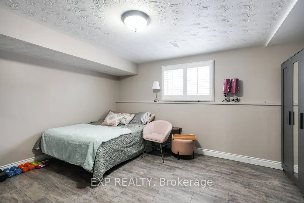 2658 Guyatt Road