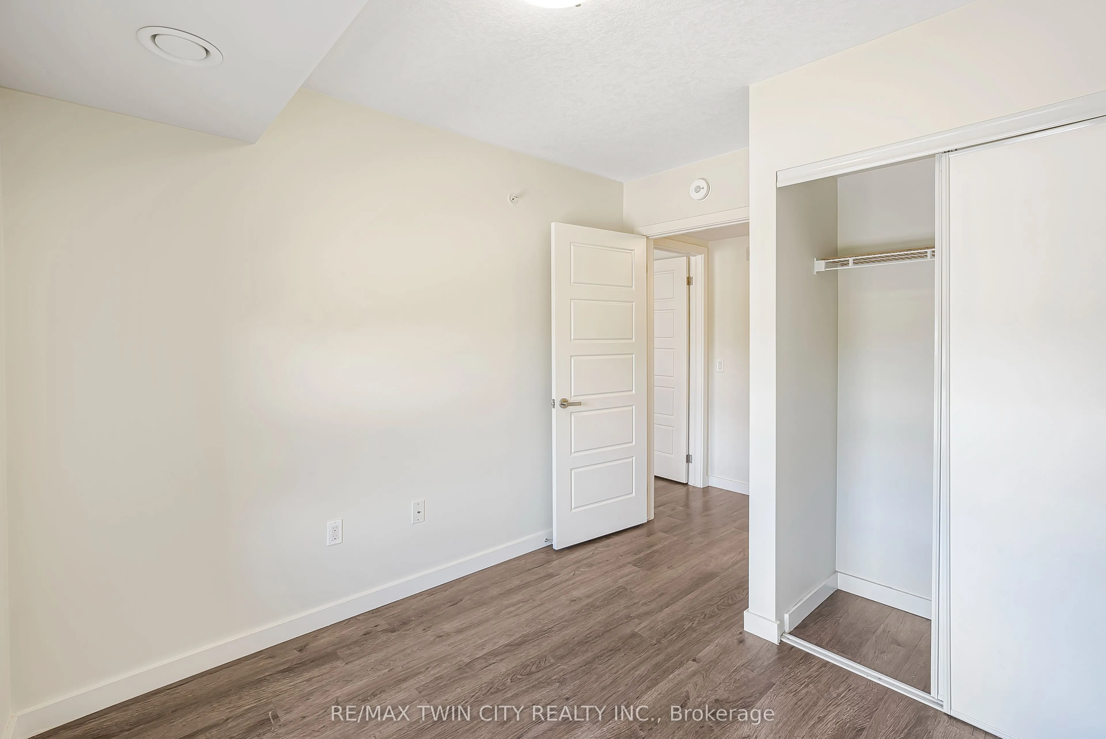 25 Kay Crescent, #403