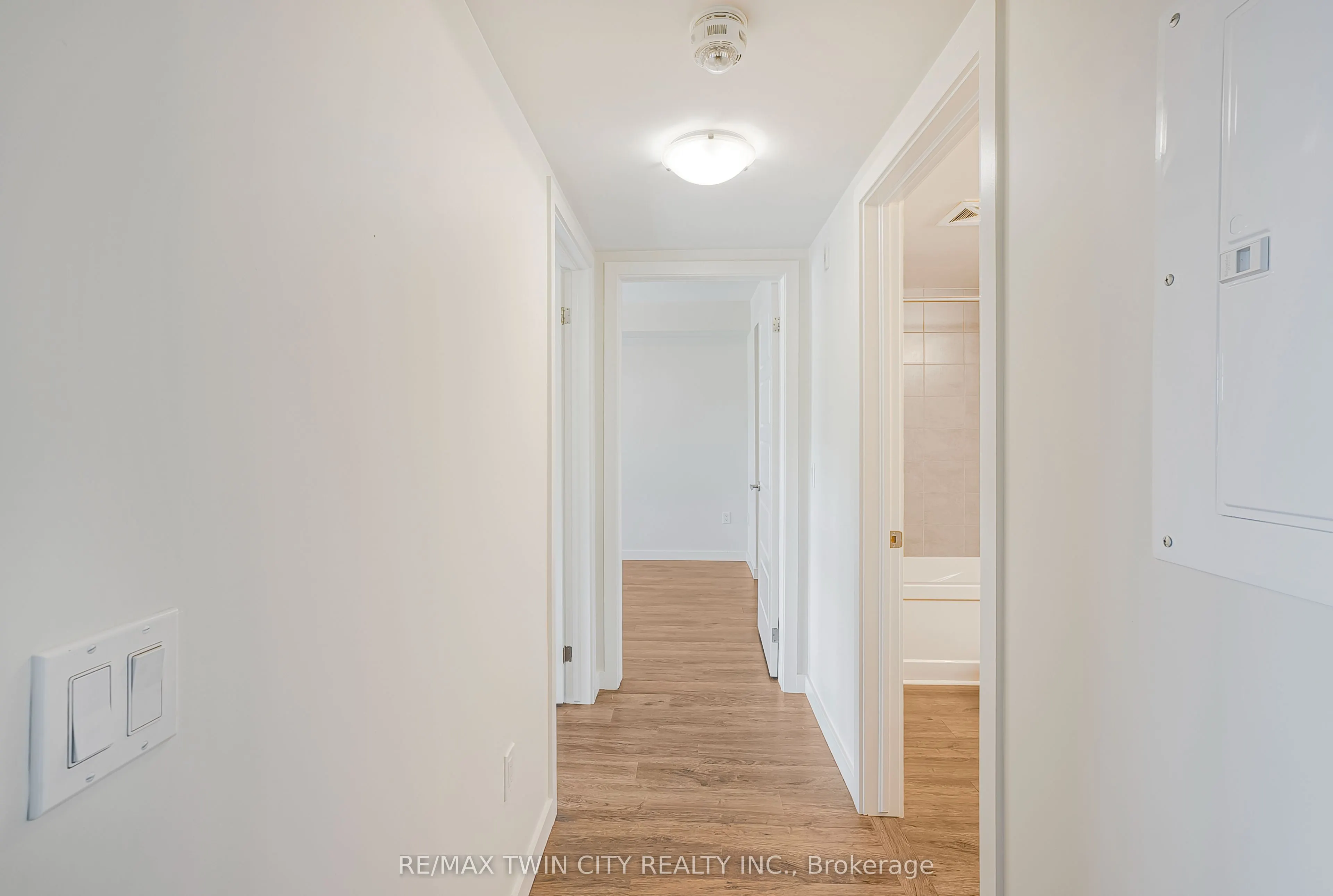 25 Kay Crescent, #403