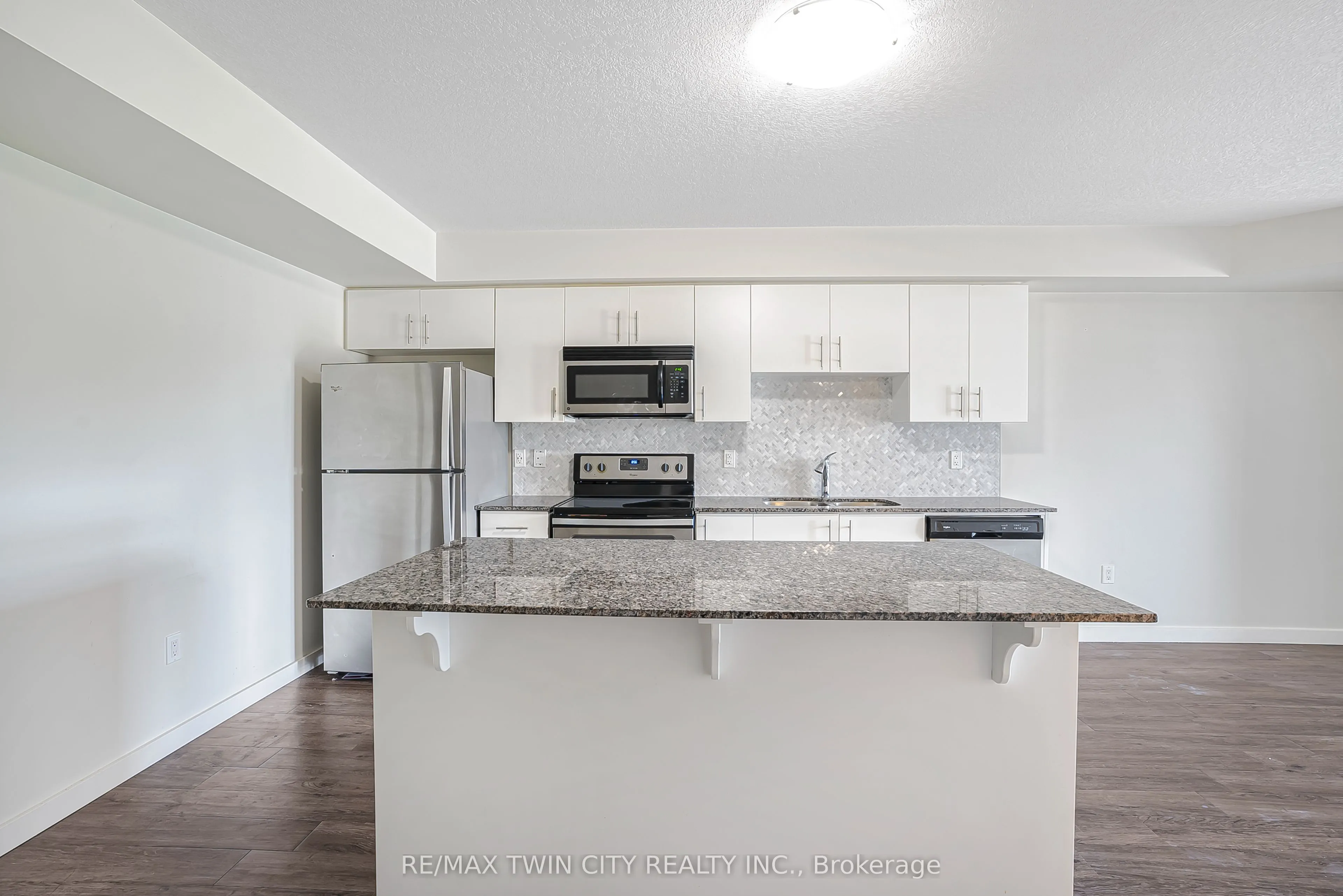 25 Kay Crescent, #403