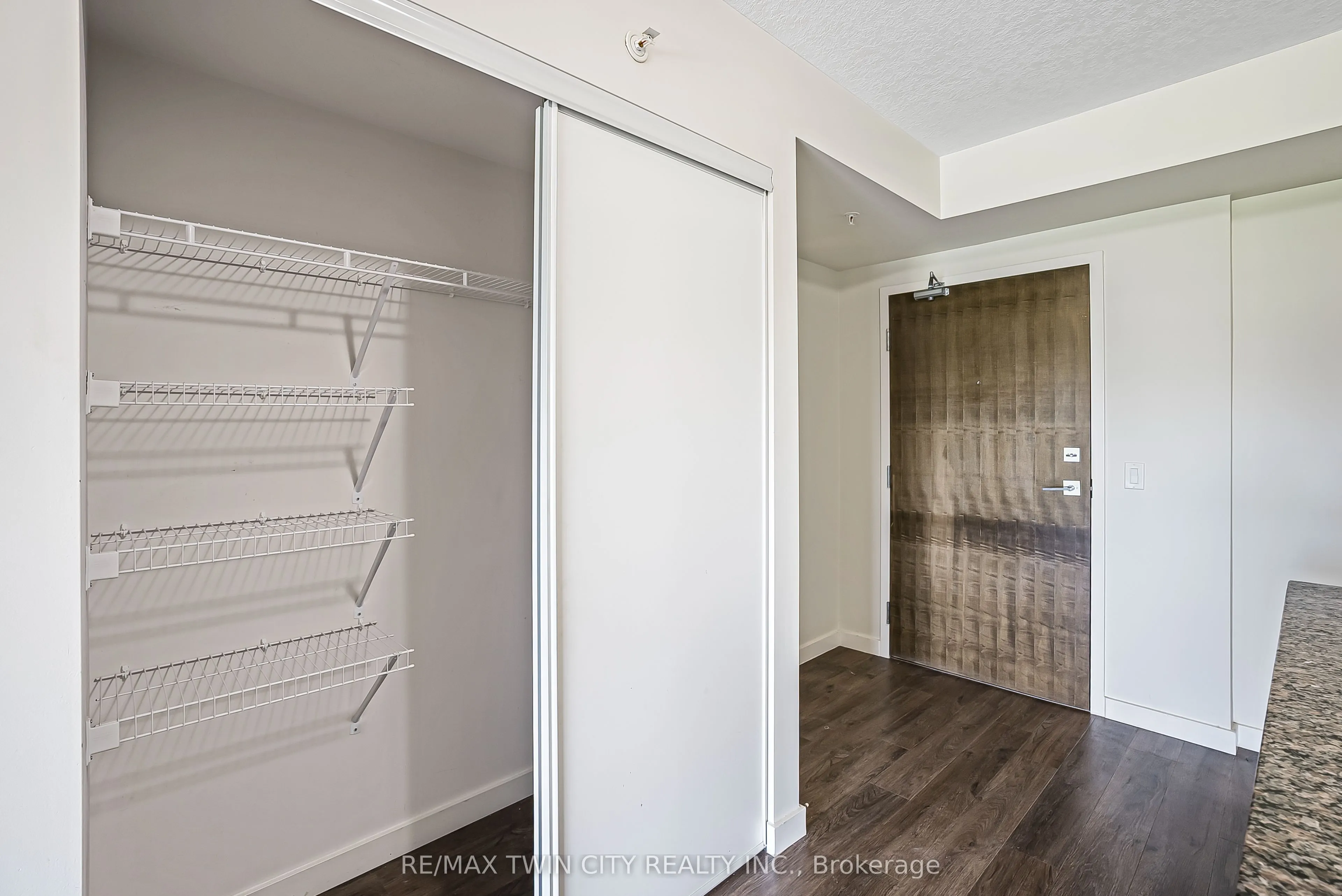 25 Kay Crescent, #403