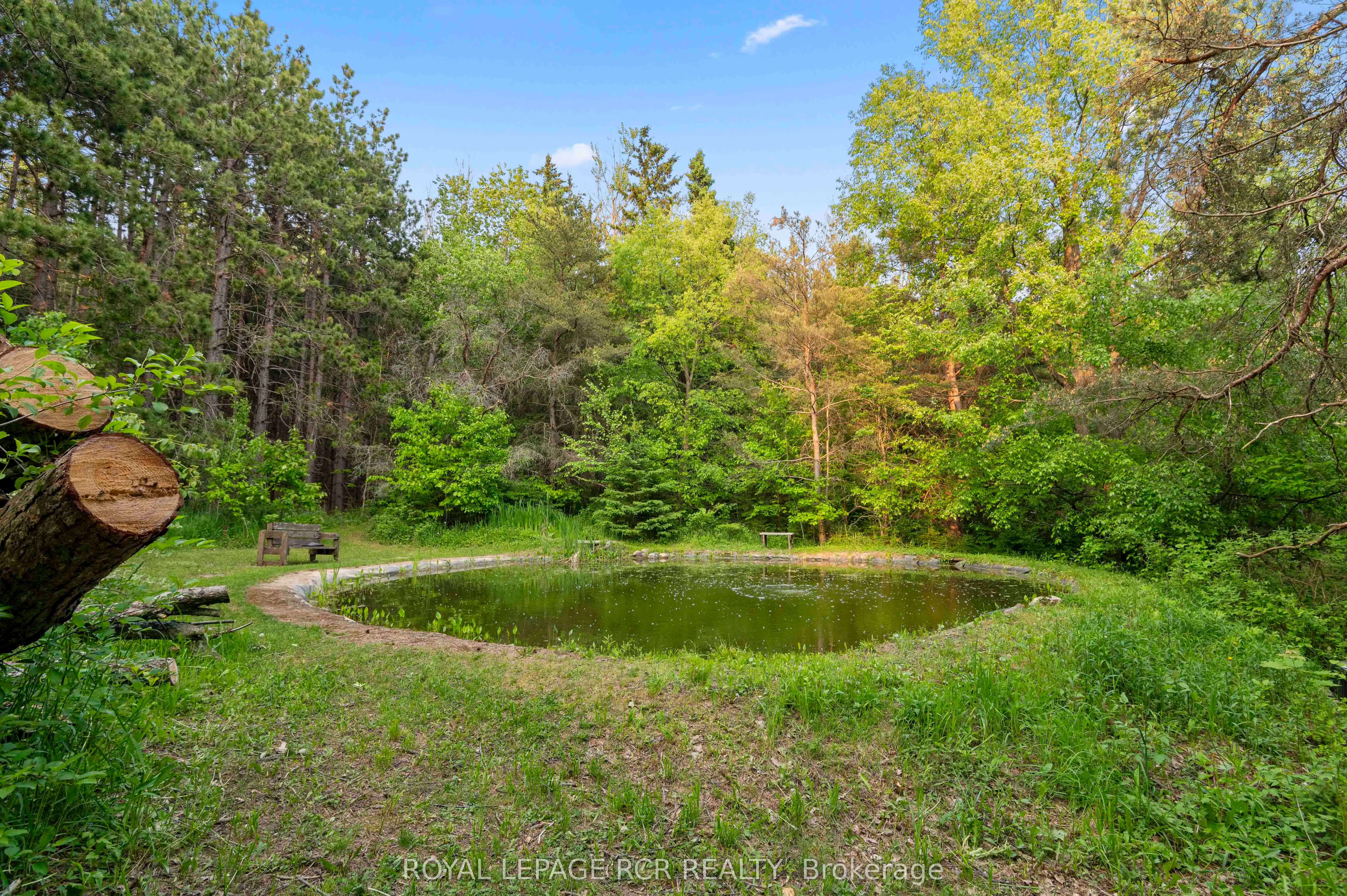 487151 30 Side Road