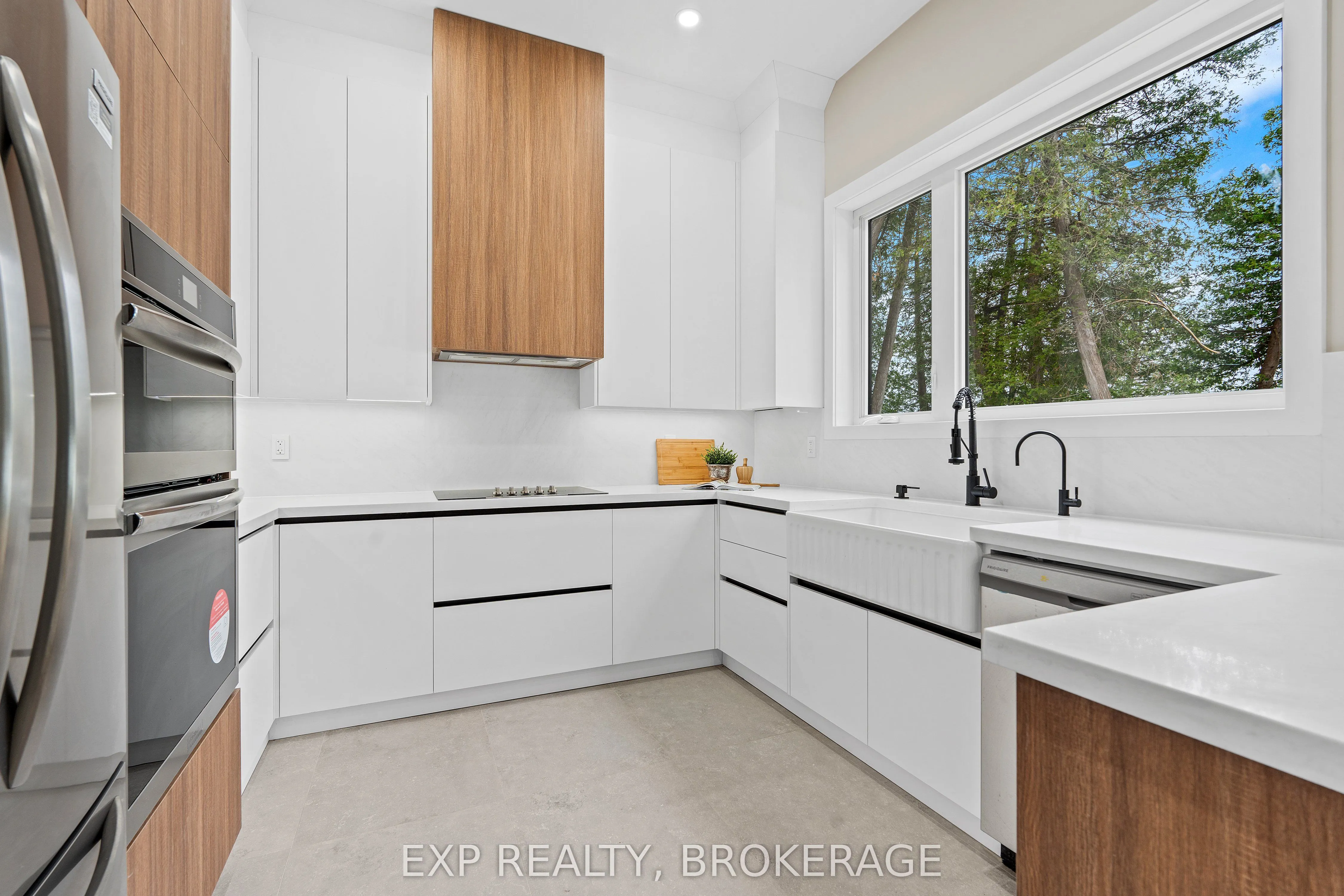 121B VARTY LAKE Road