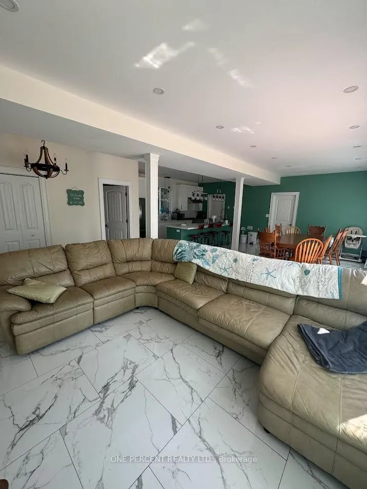 1013 Goodlife Lane