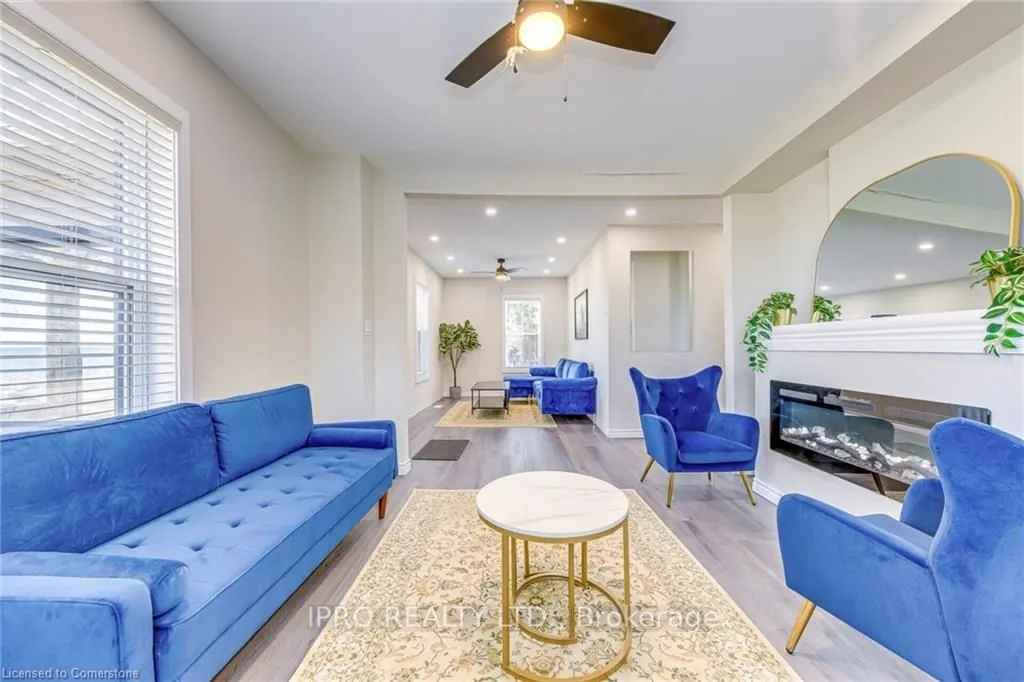 3590 Lakeshore Road