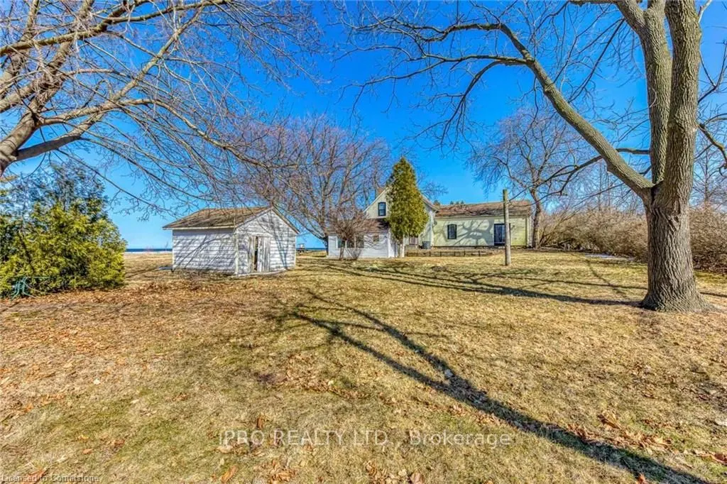 3590 Lakeshore Road