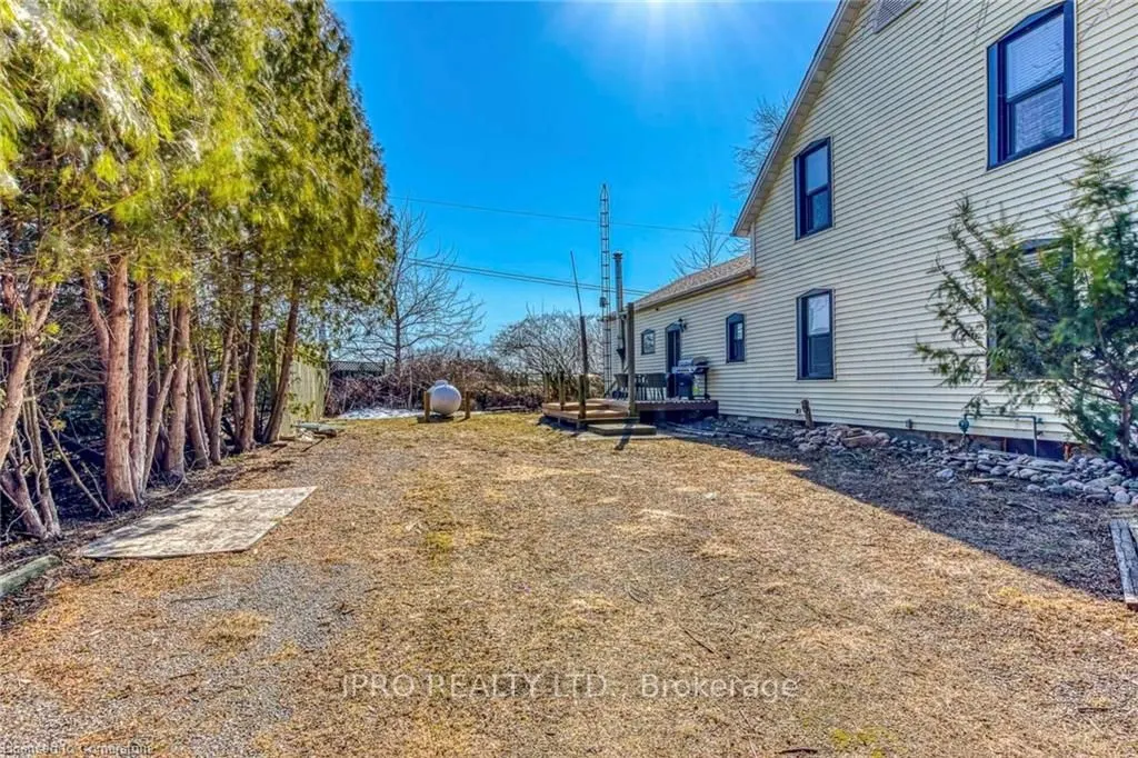 3590 Lakeshore Road