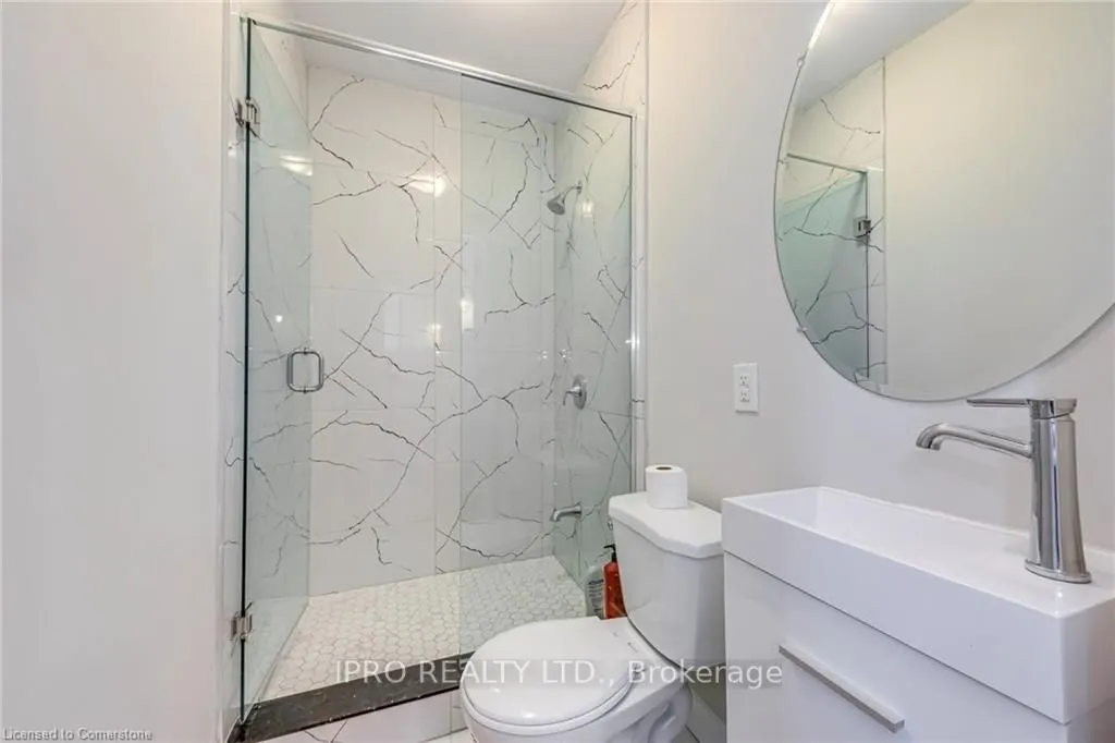 3590 Lakeshore Road