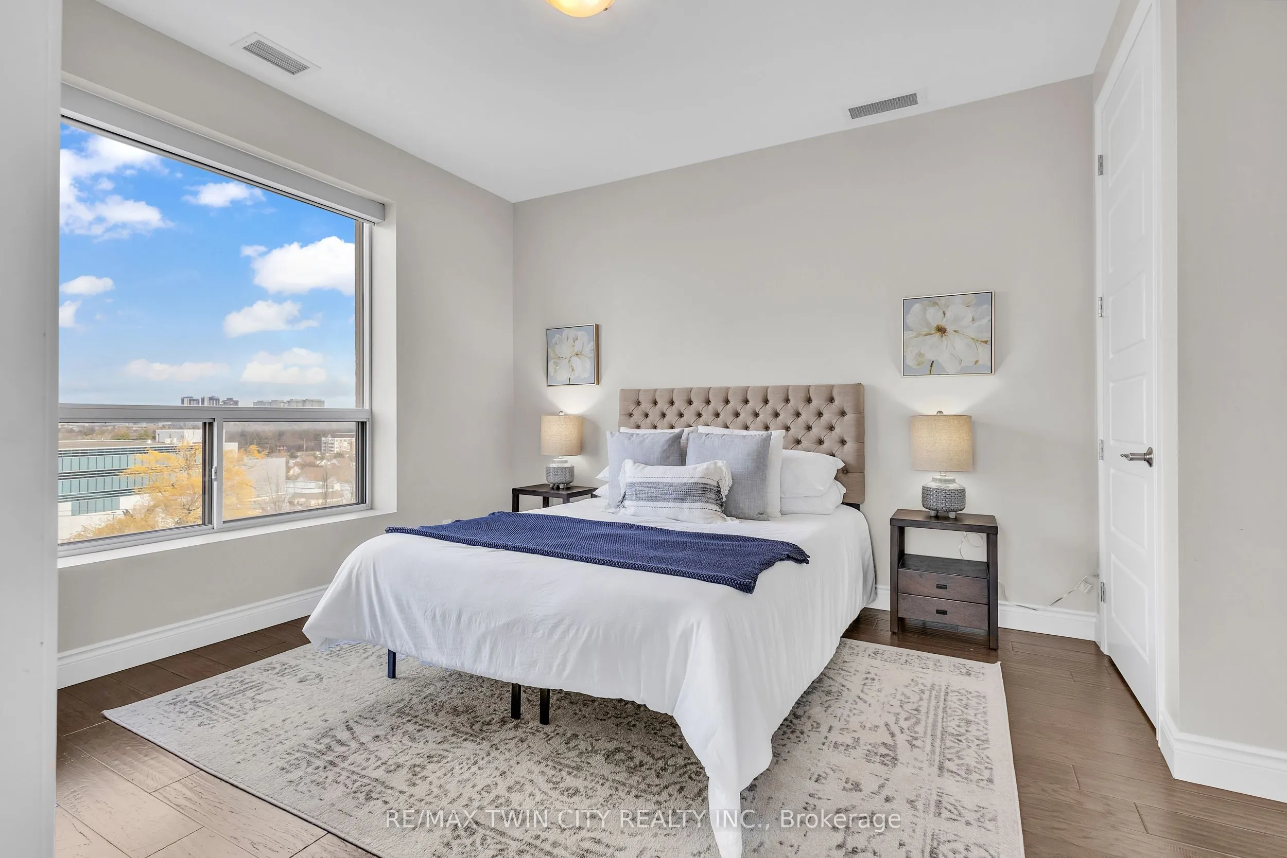 223 Erb Street W, #502