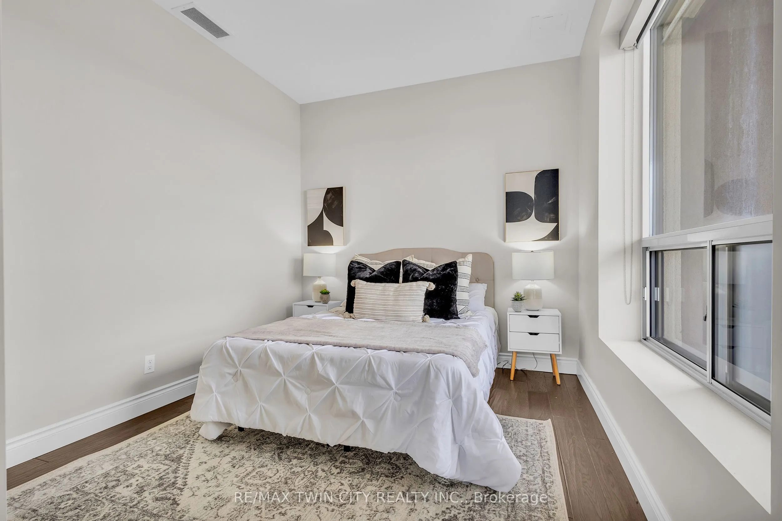 223 Erb Street W, #502