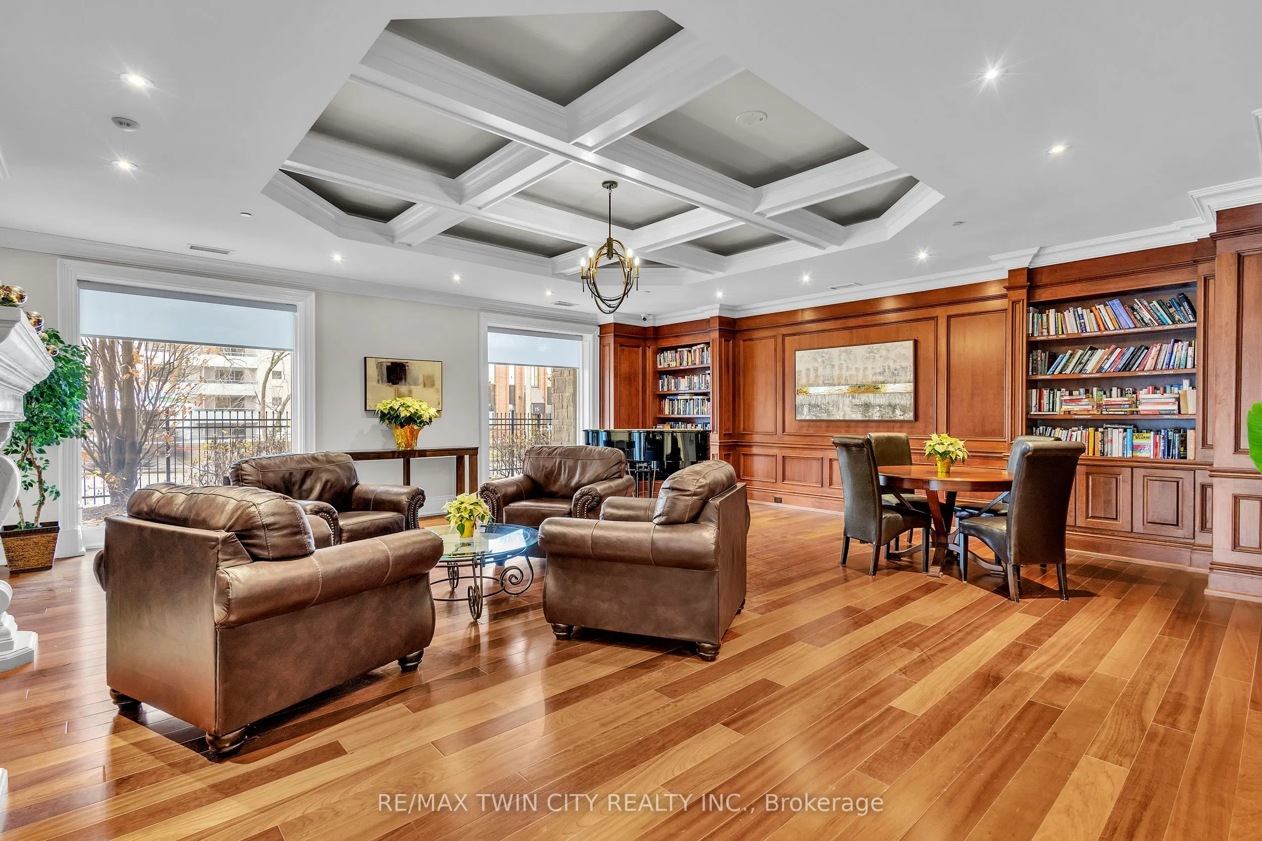 223 Erb Street W, #502