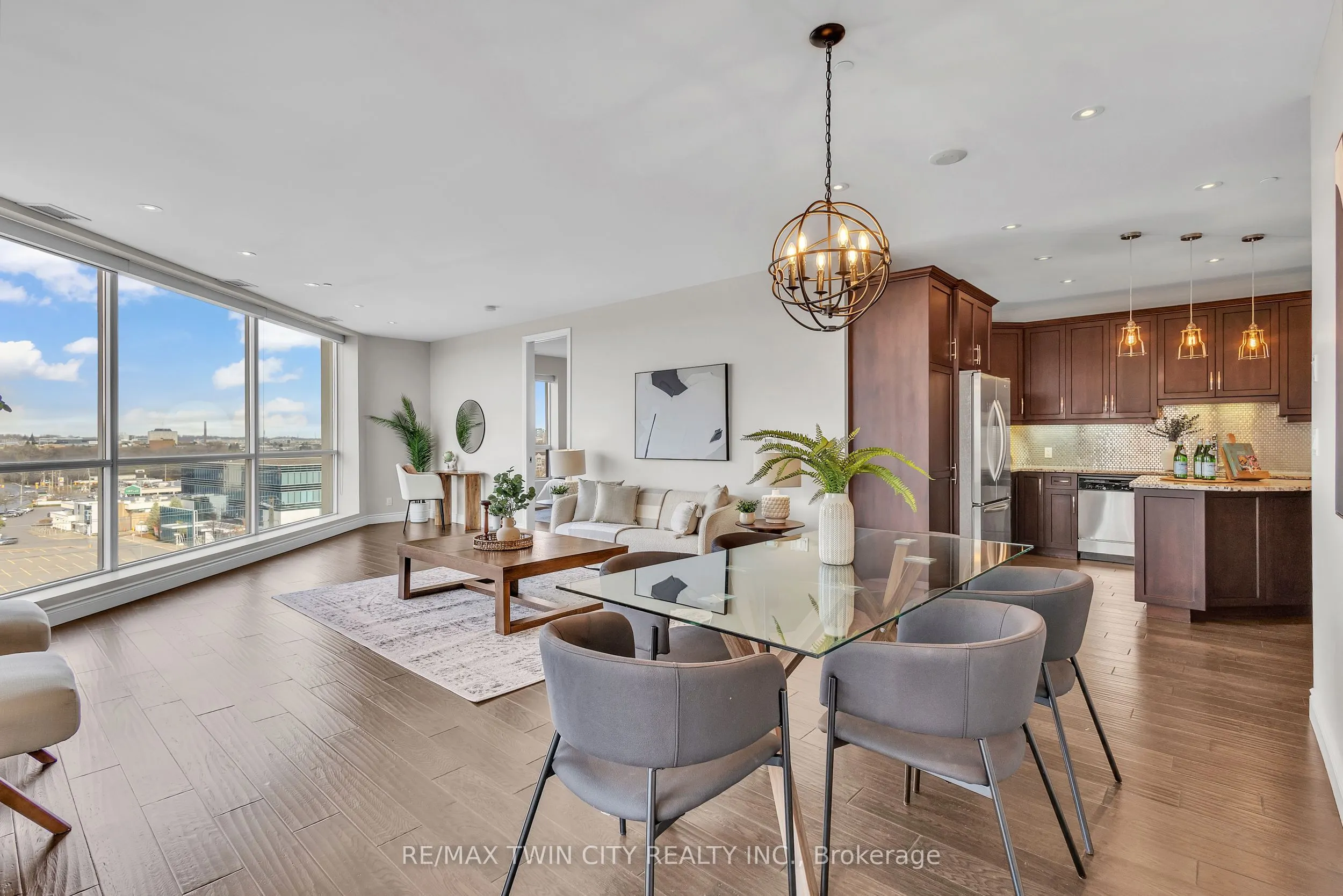 223 Erb Street W, #502