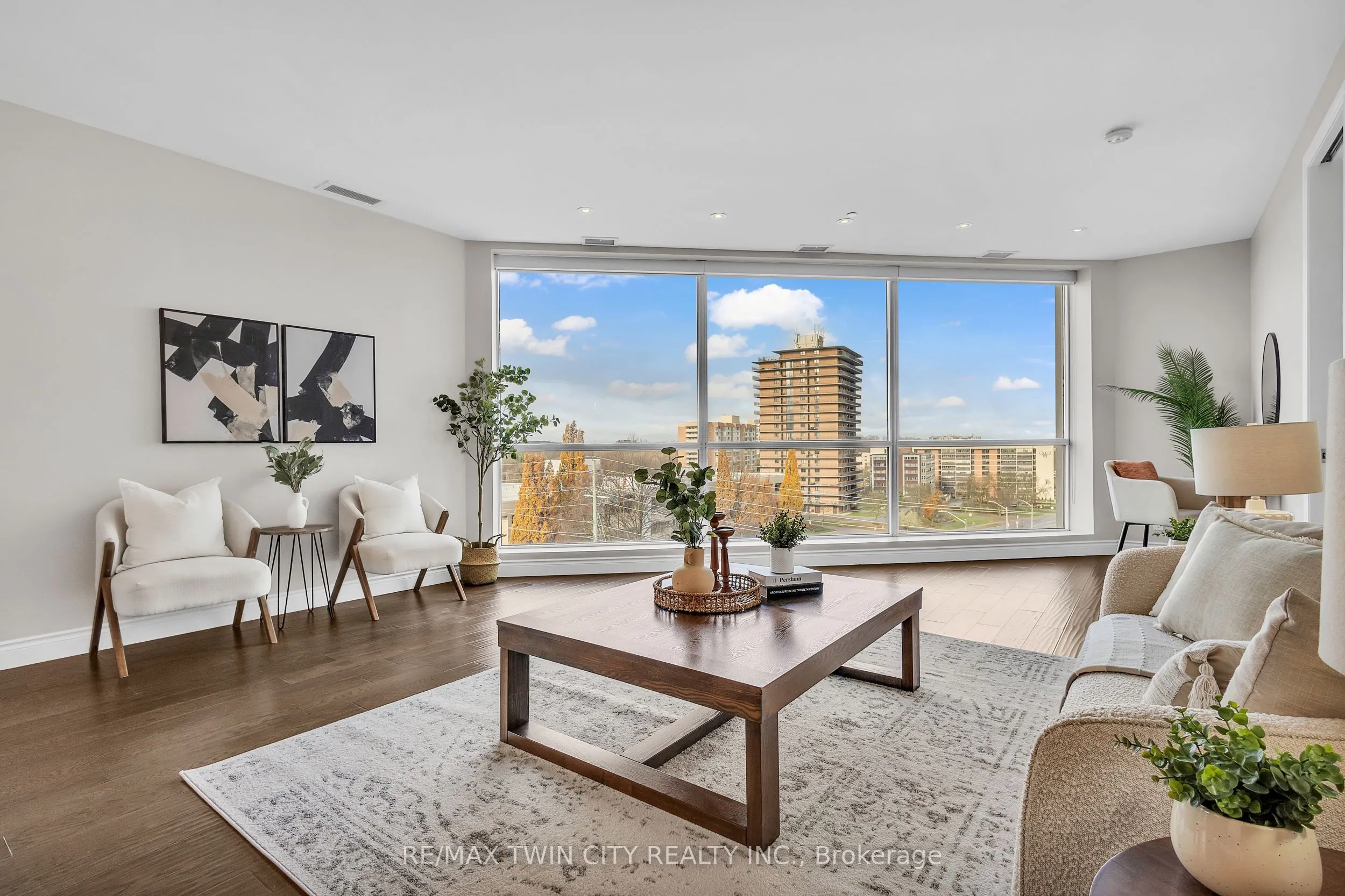 223 Erb Street W, #502