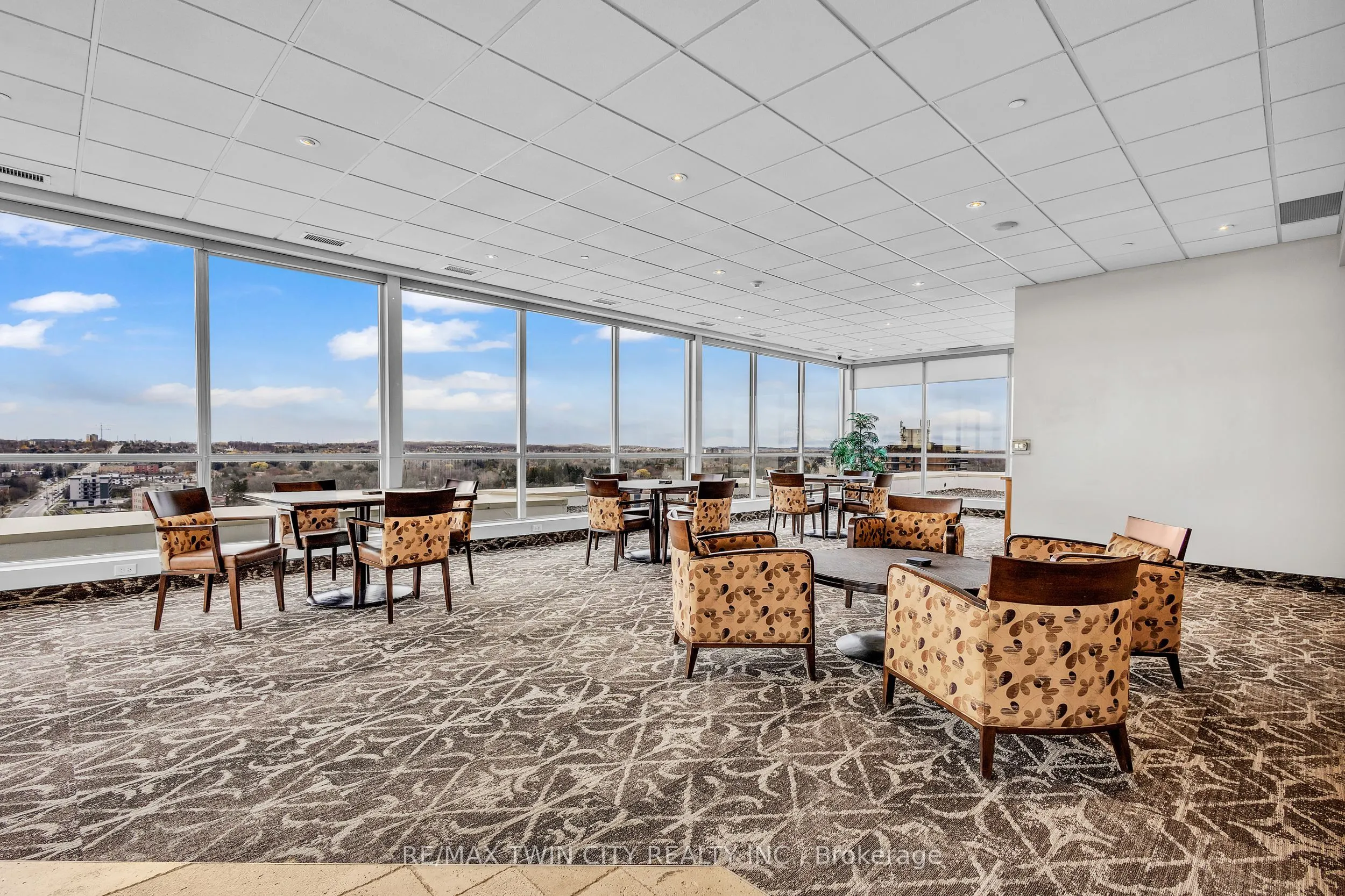 223 Erb Street W, #502