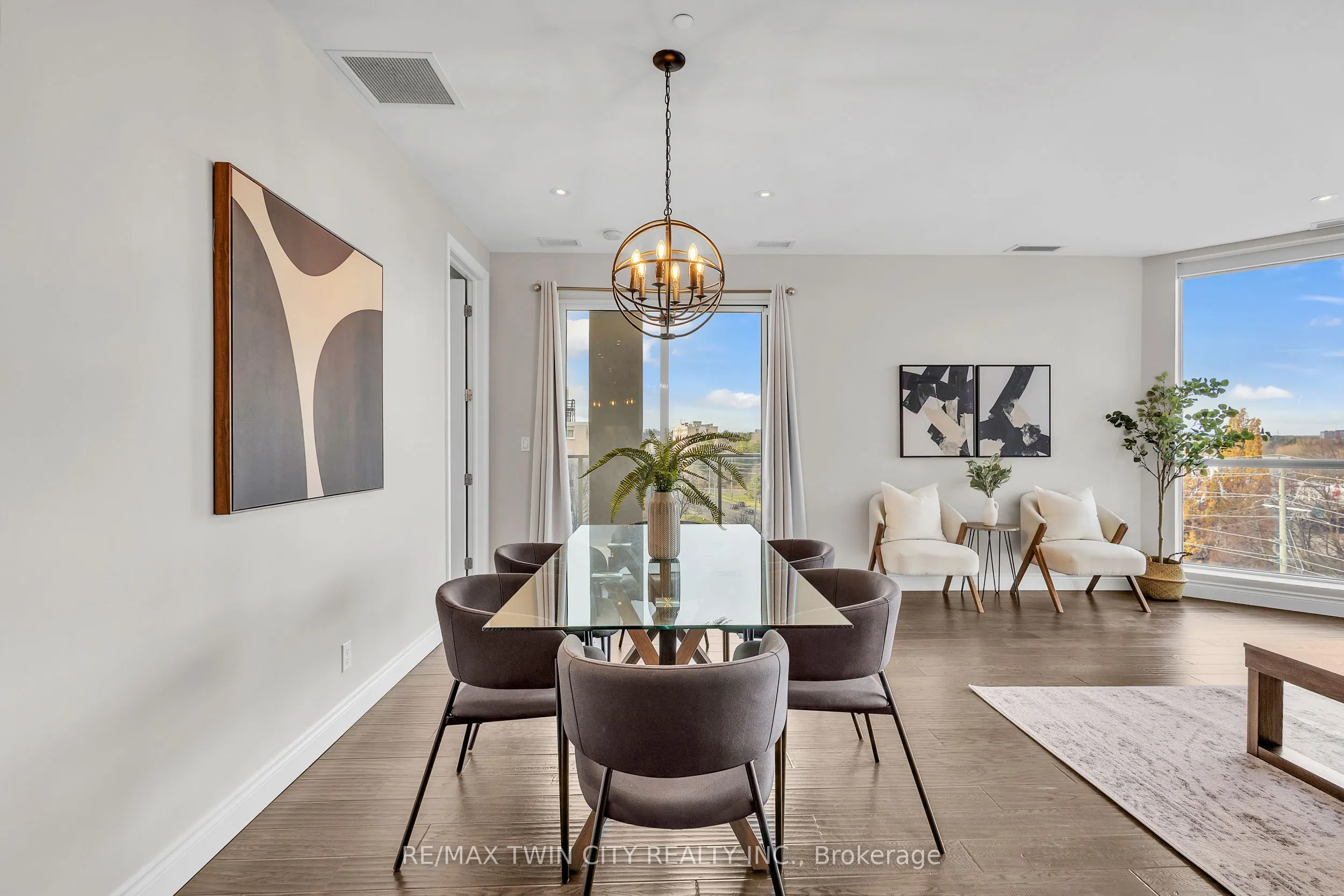 223 Erb Street W, #502