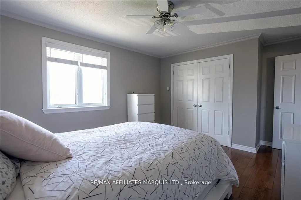 5520 Bridlewood Court
