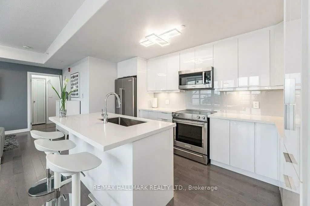 10 Concord Place, #409
