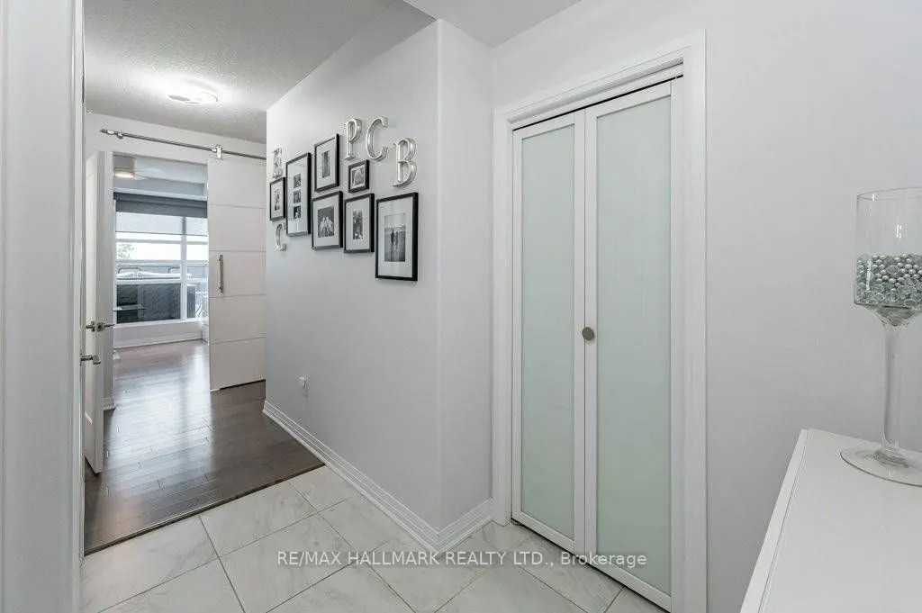 10 Concord Place, #409