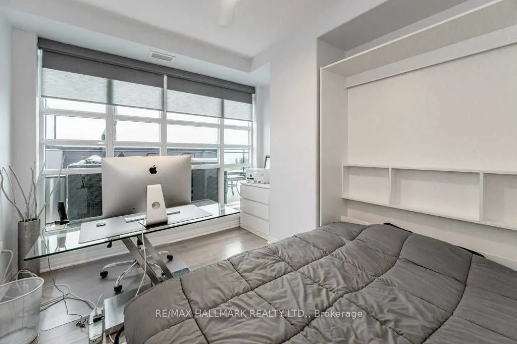 10 Concord Place, #409