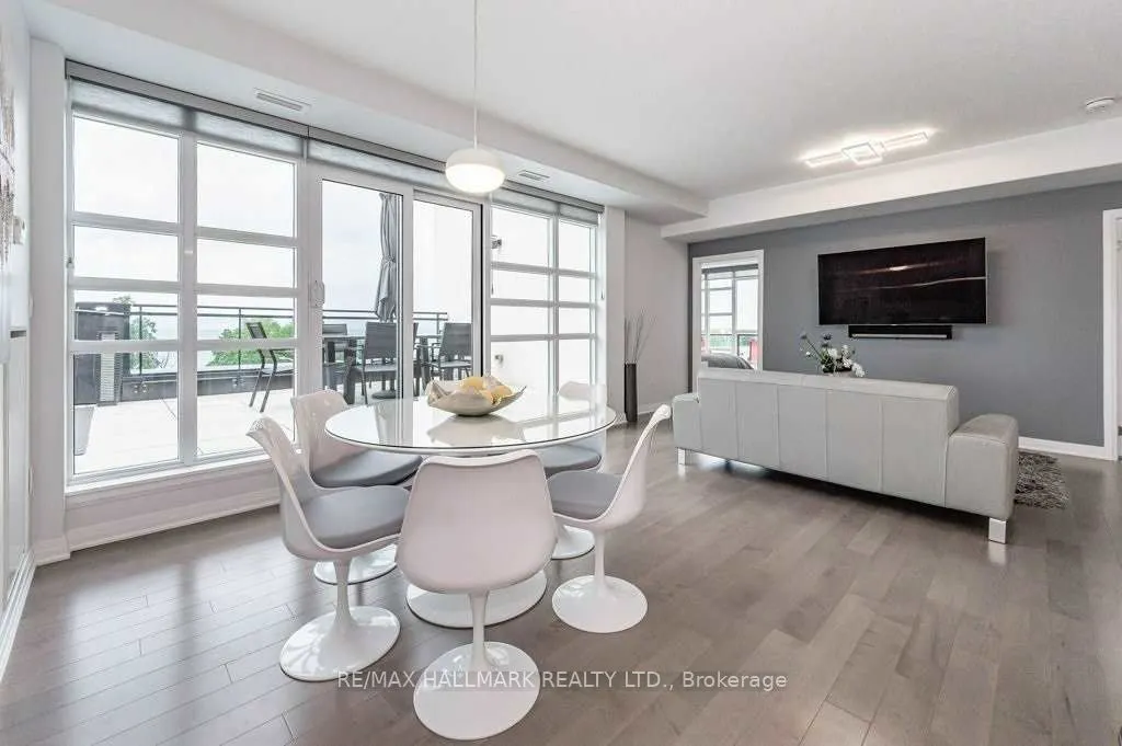 10 Concord Place, #409