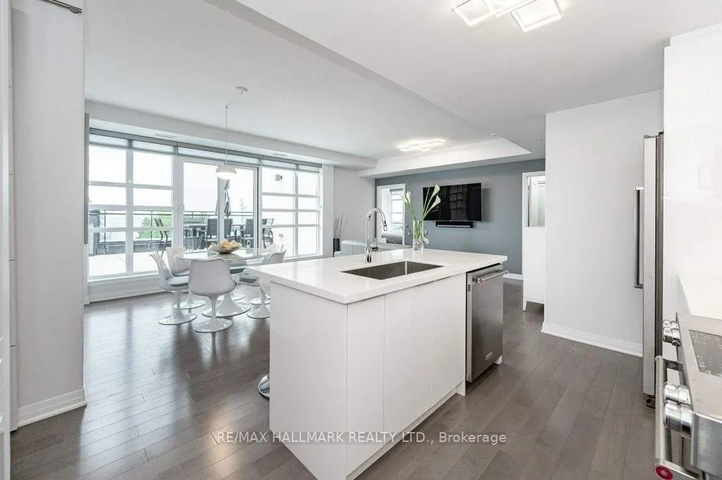 10 Concord Place, #409