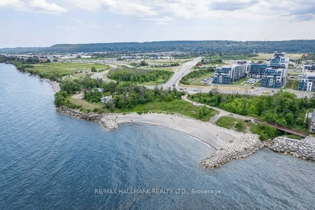 10 Concord Place, #409