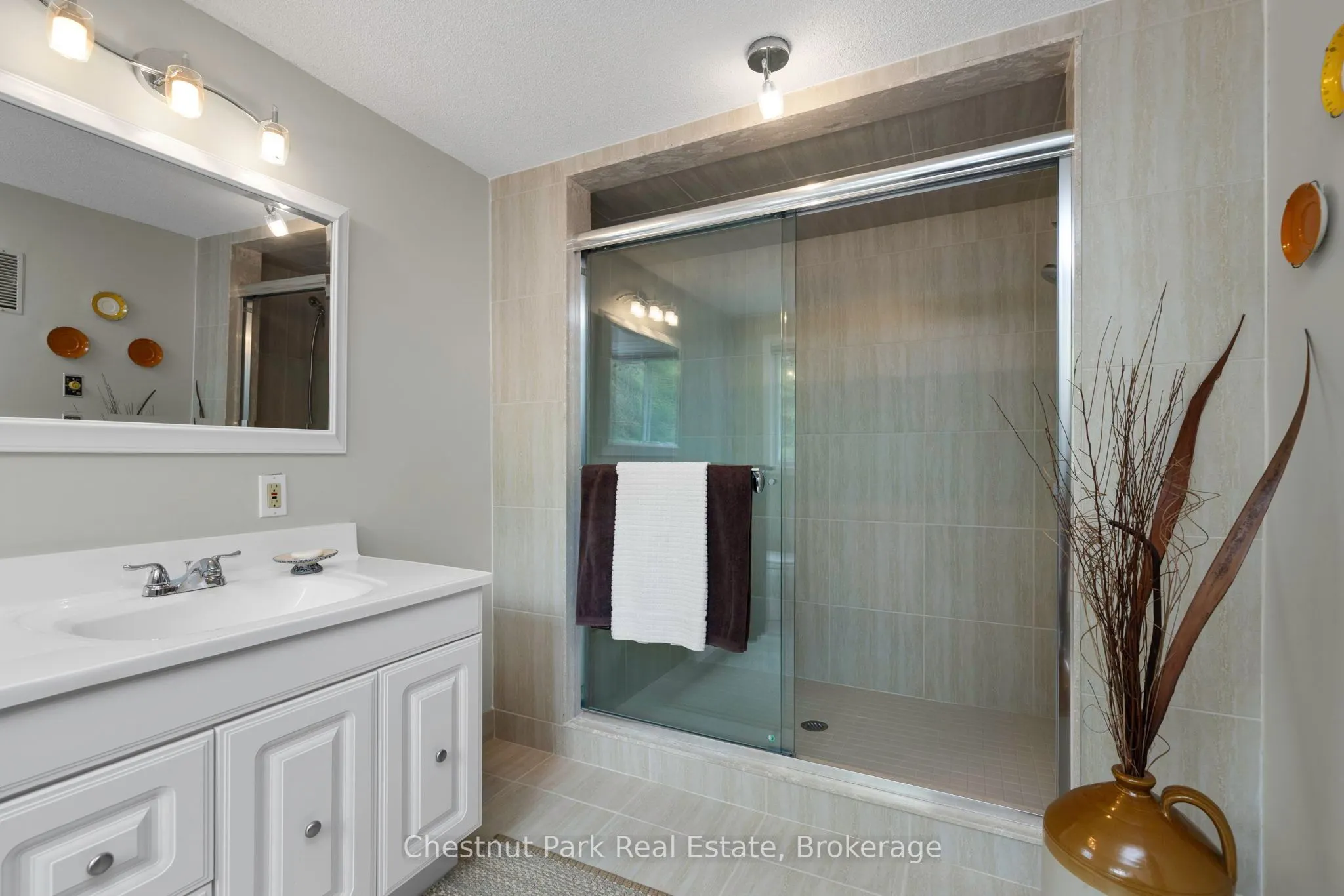3711 Brunel Road