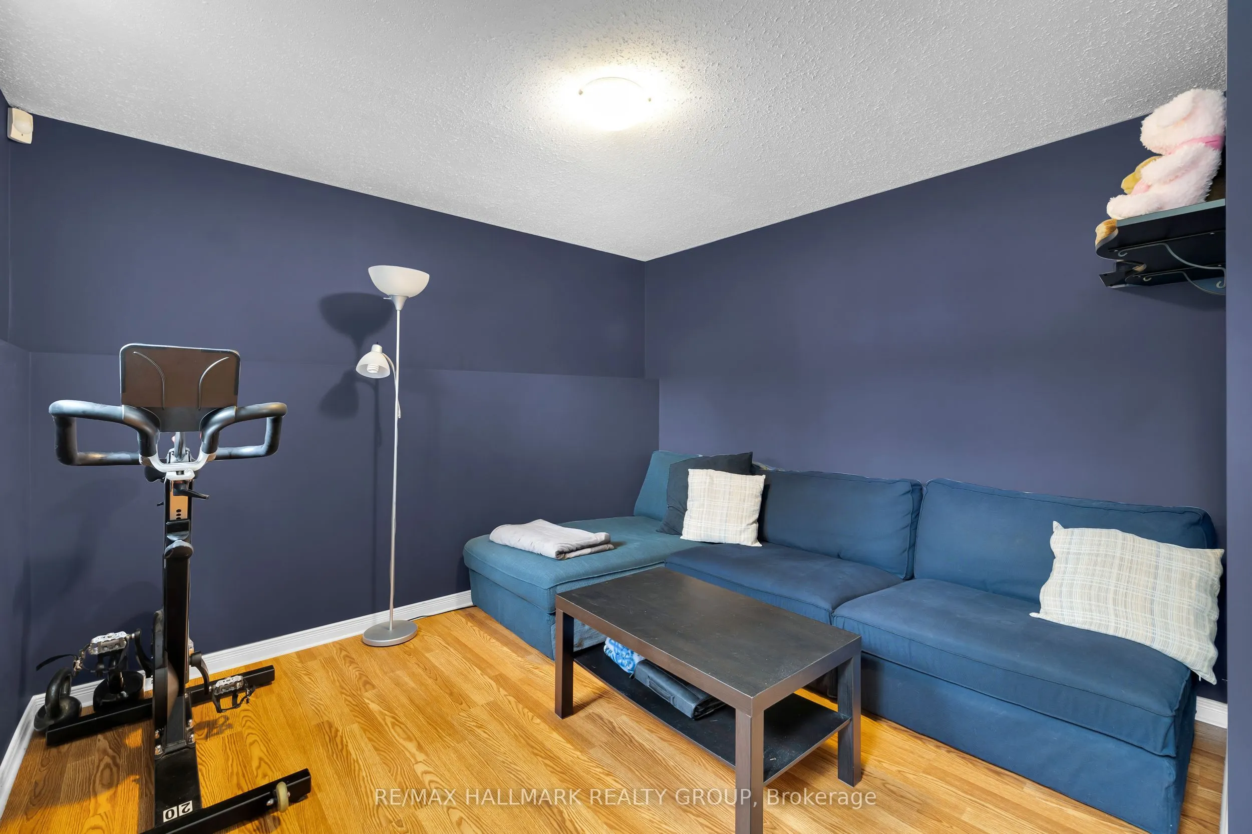 14 Woodvale Green #B