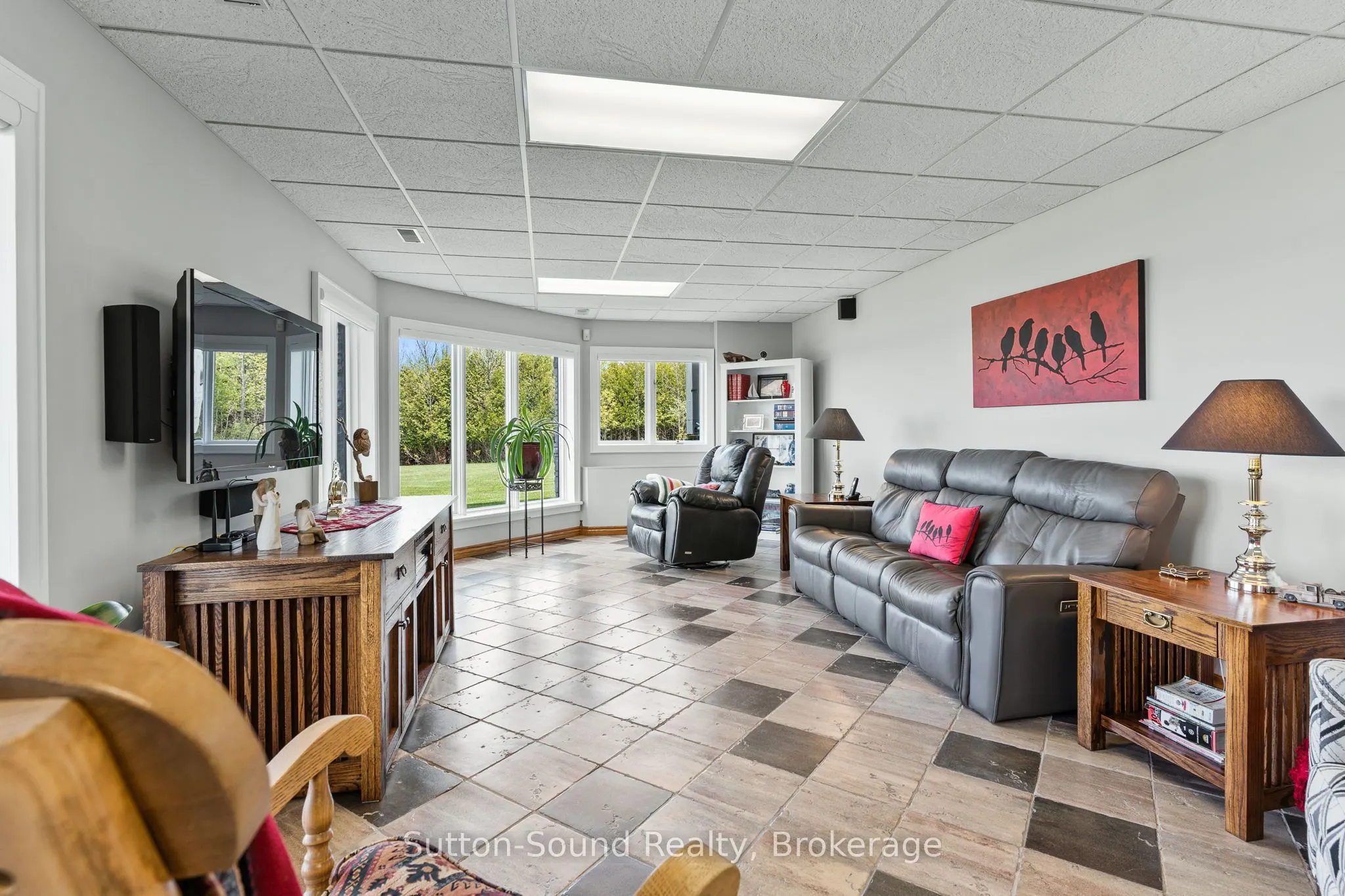 502121 Grey 1 Road