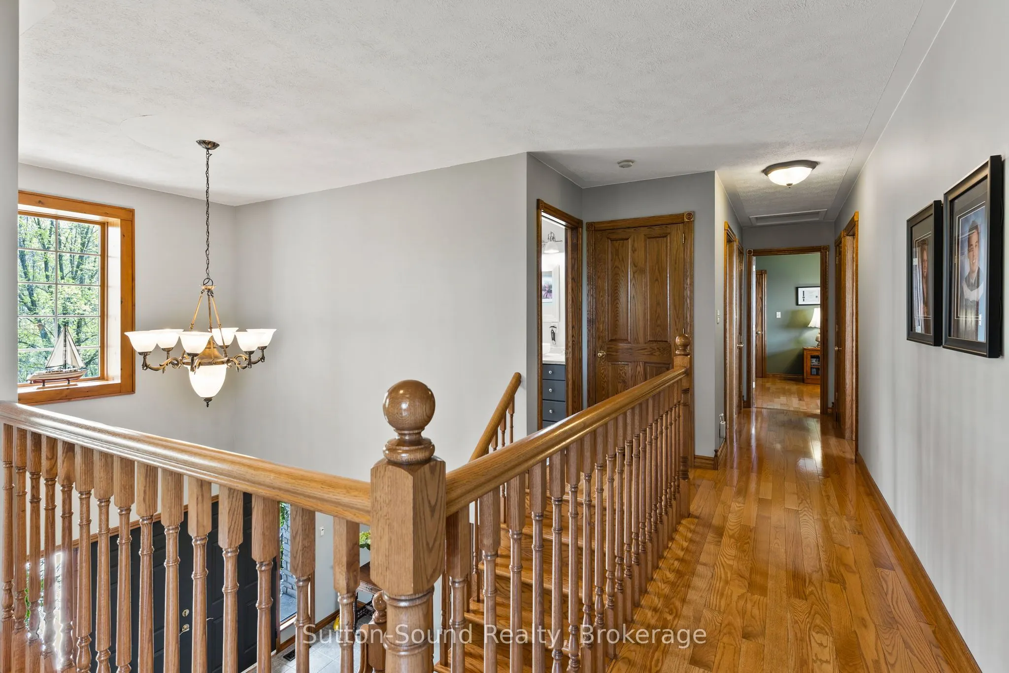 502121 Grey 1 Road