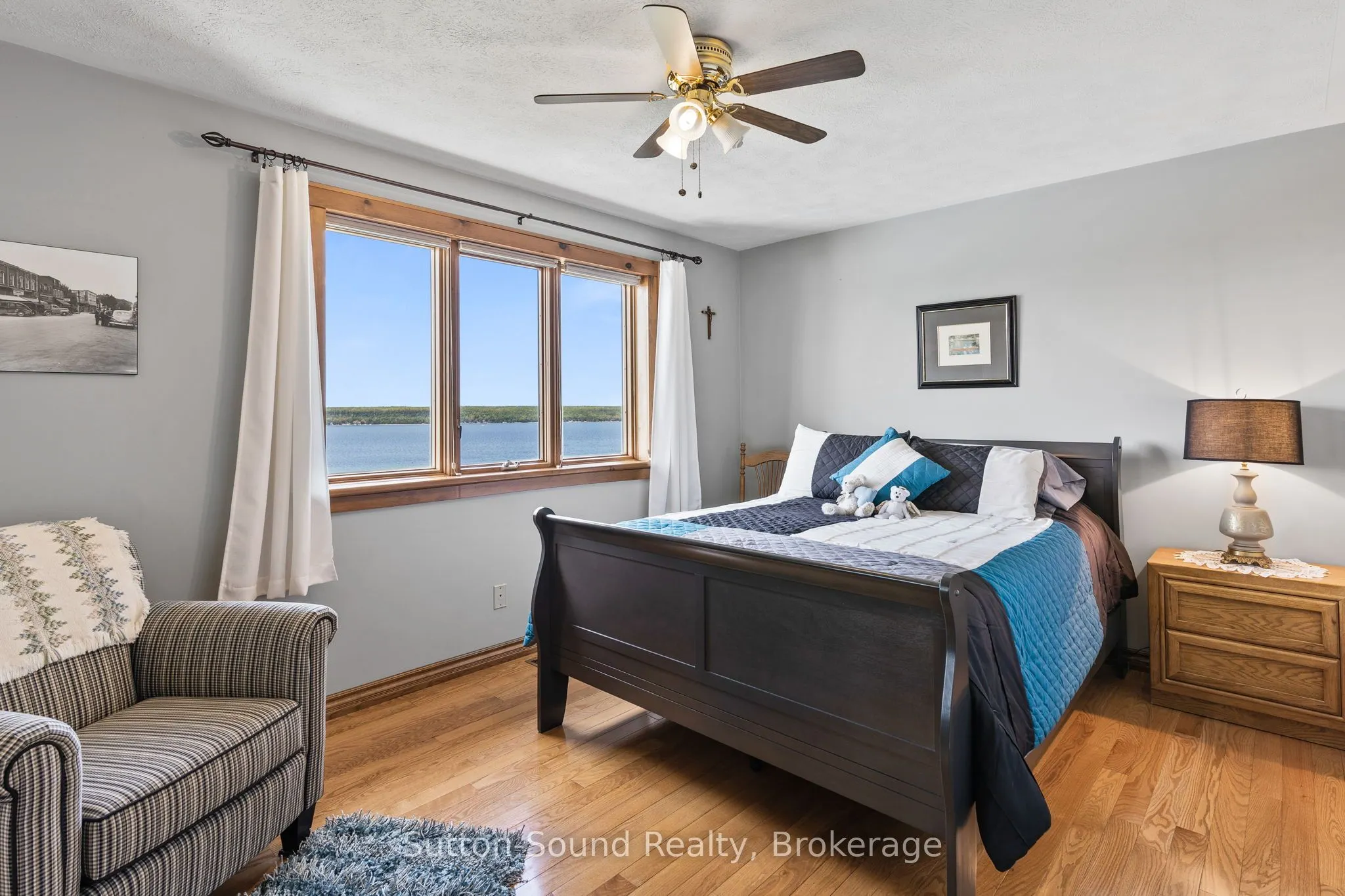502121 Grey 1 Road