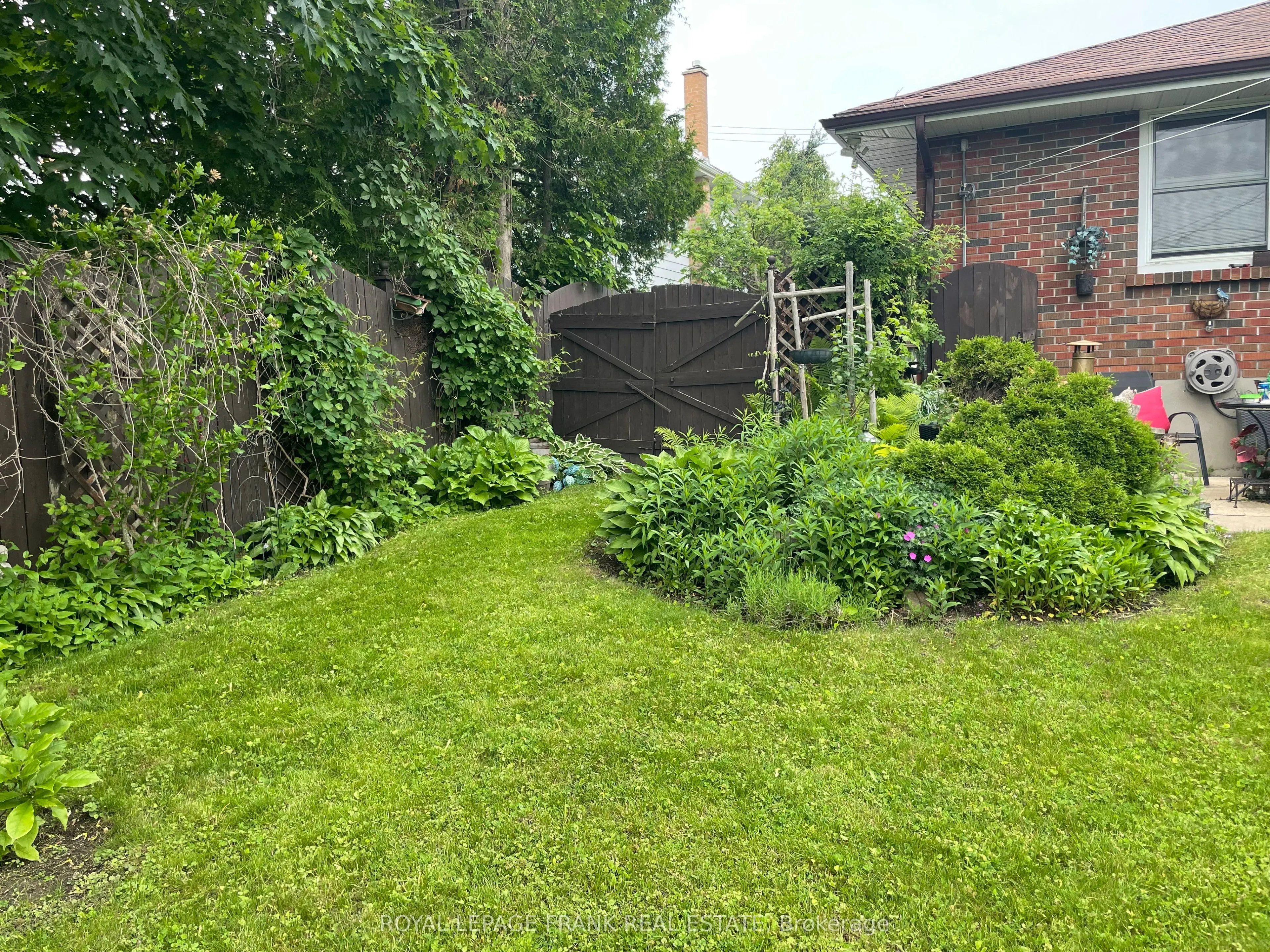 385 Bellevue Street